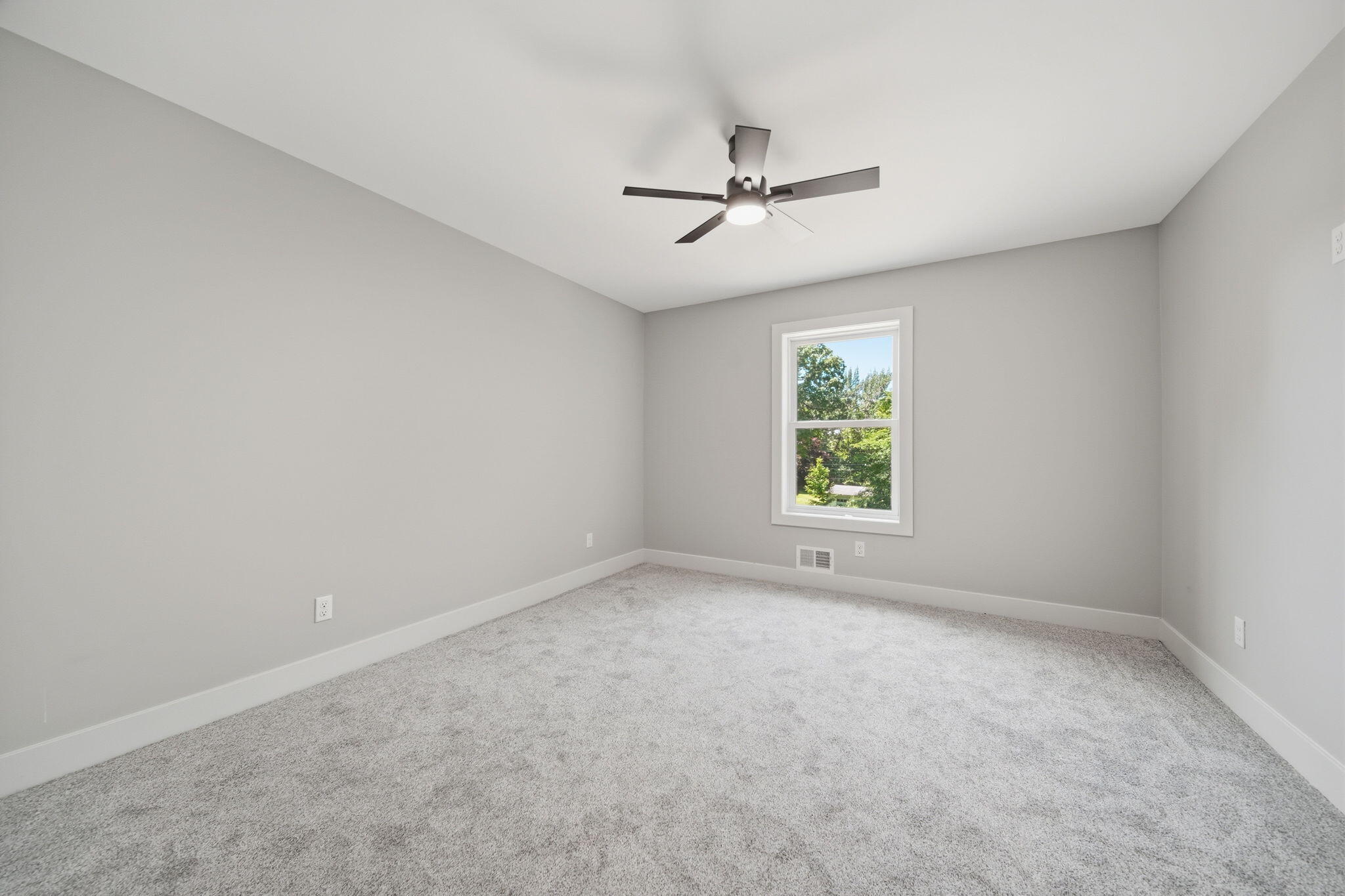 1823 N Sutton Road Property Photo 24