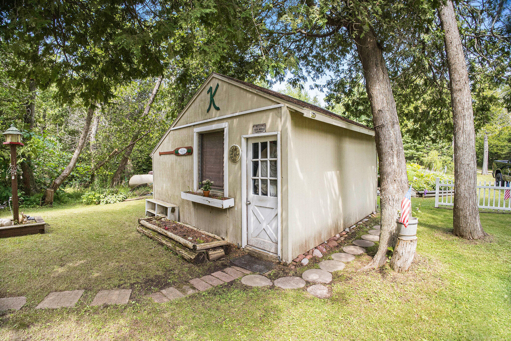 1445 Us-2 Property Photo 53