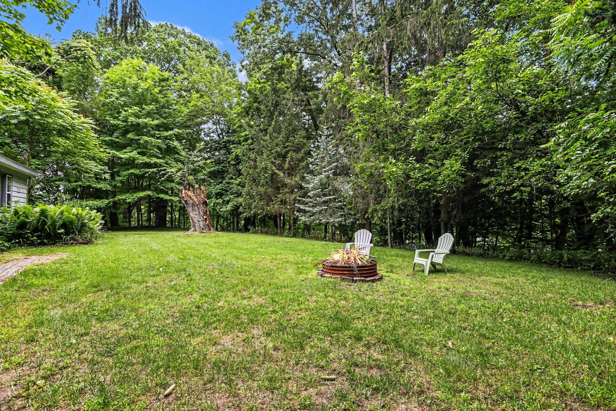 330 Catherine Court Property Photo 32