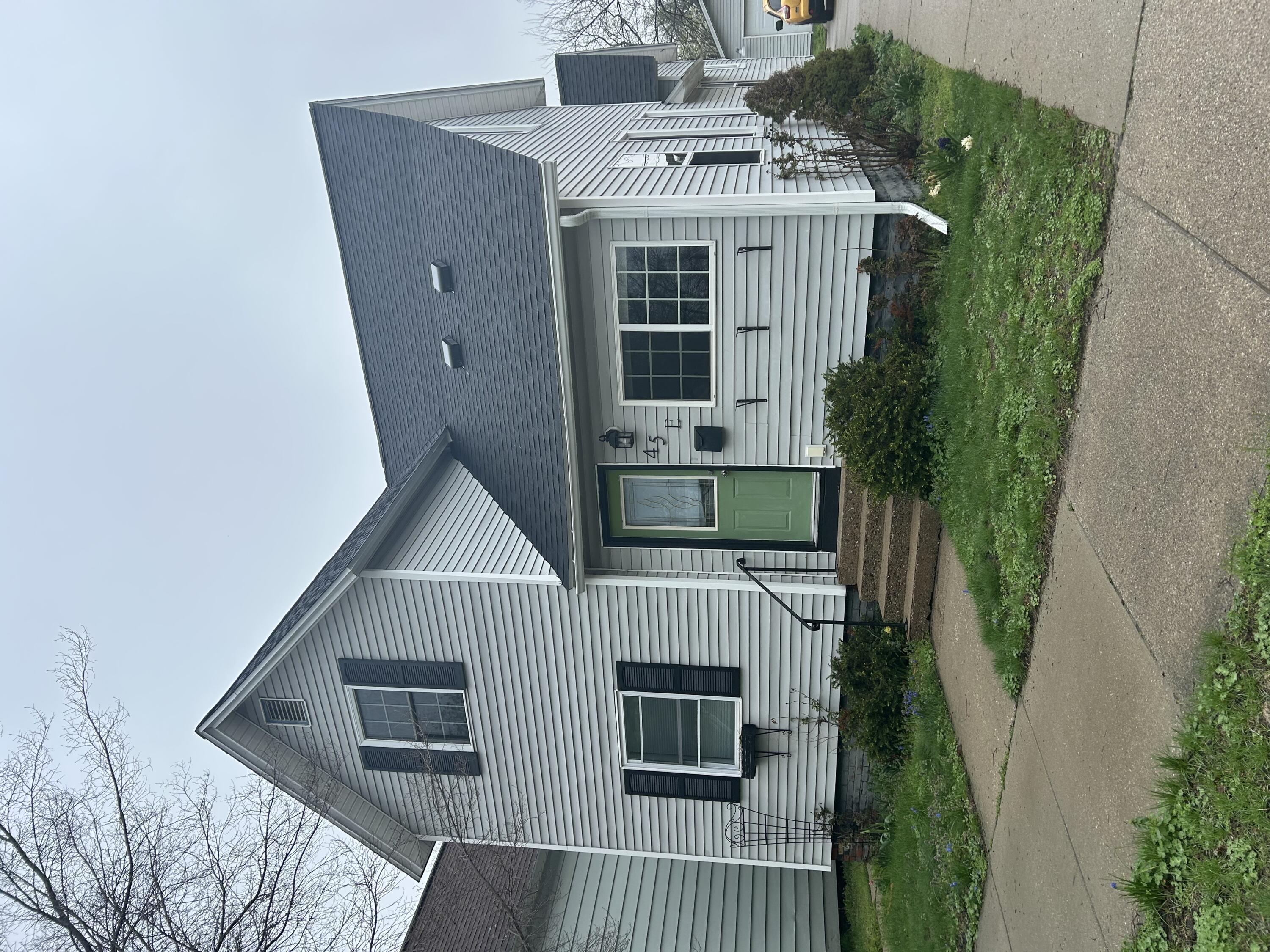 45 E 18th Street Property Photo 1
