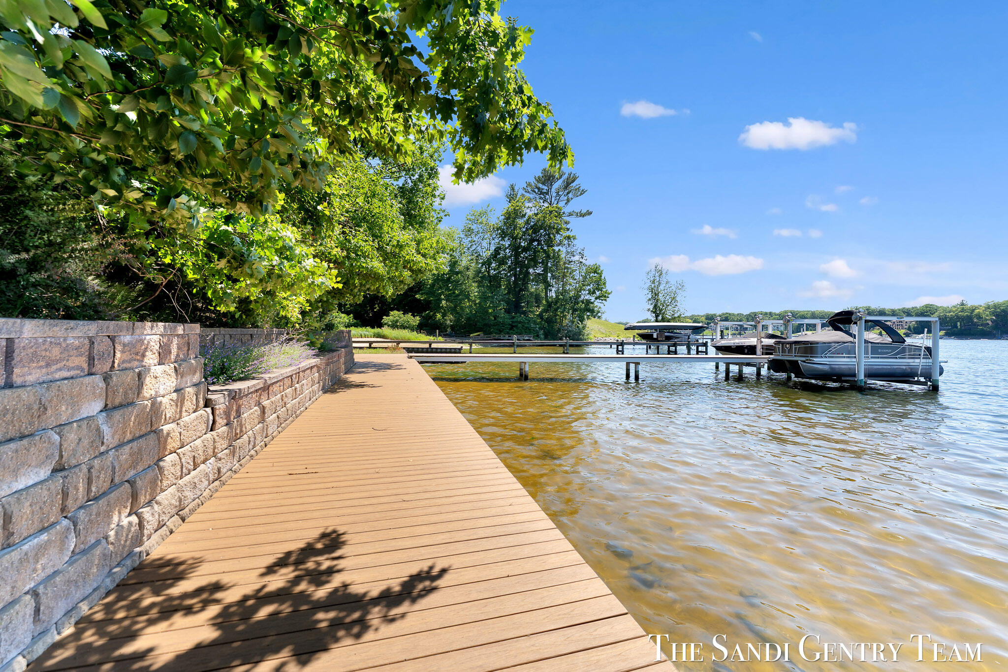 18131 N Fruitport Road Property Photo 11