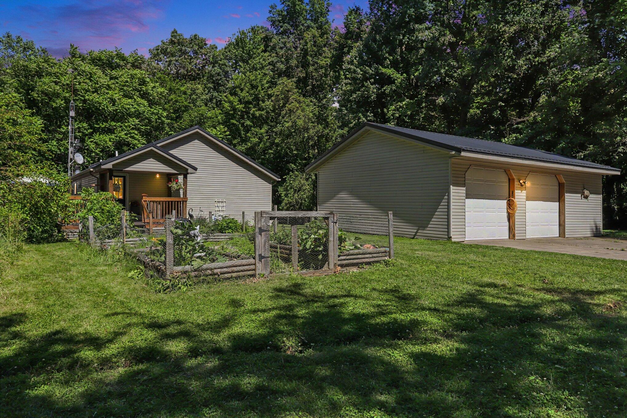 67526 Thunderbird Drive Property Photo 1