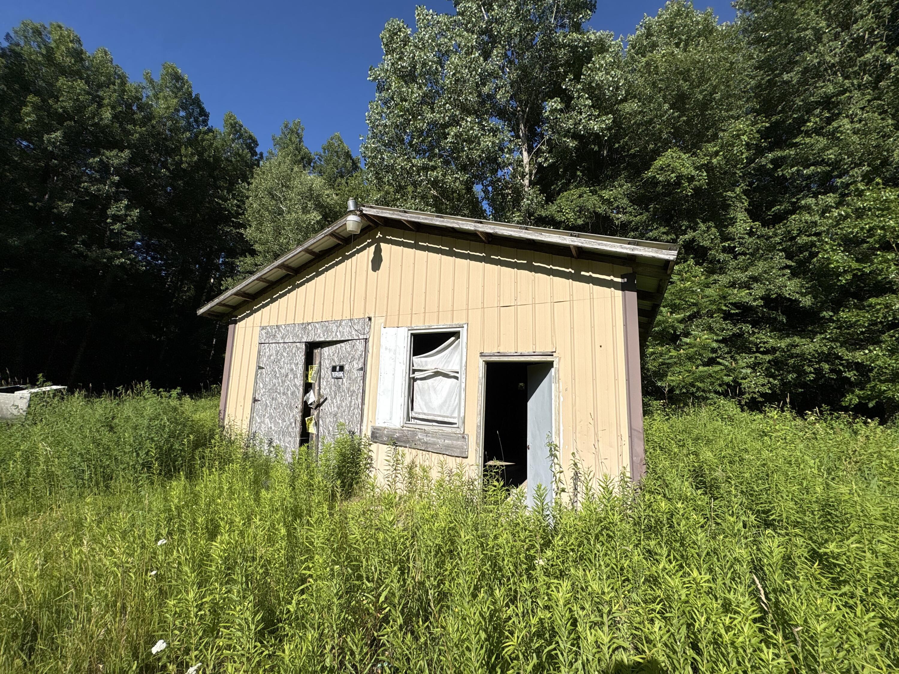 56th Street Property Photo 10