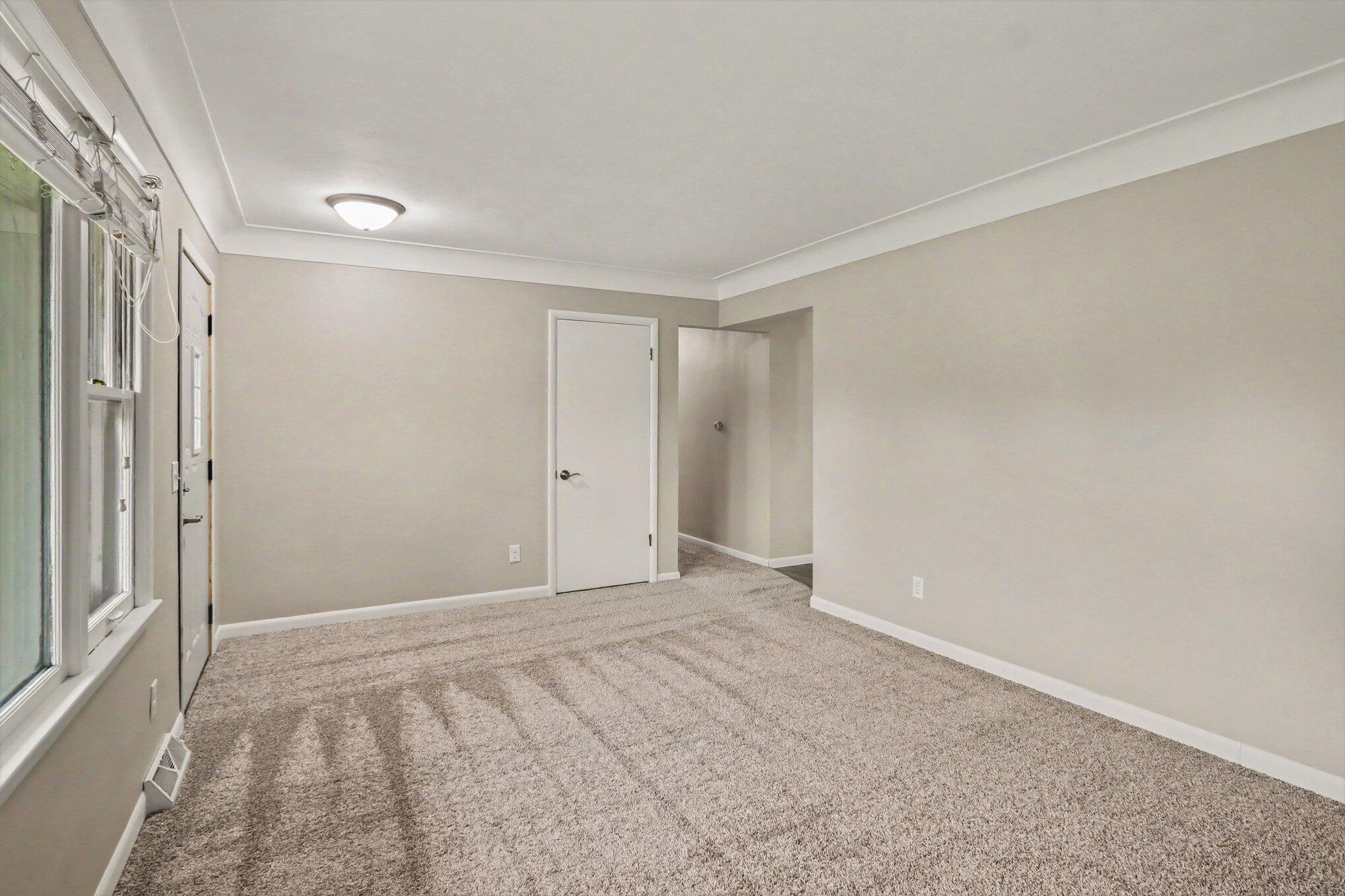 6083 Woodlea Drive Property Photo 5