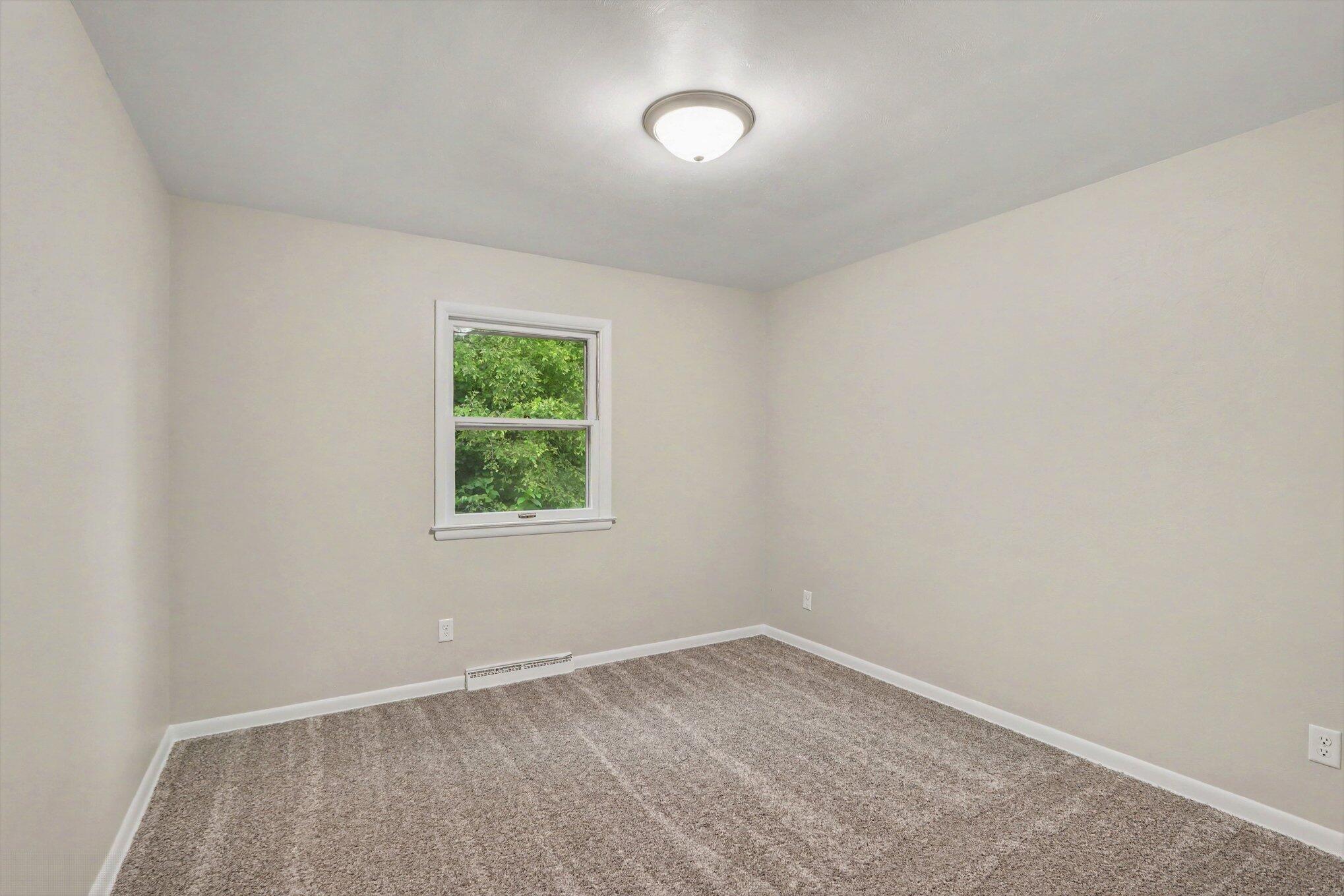 6083 Woodlea Drive Property Photo 14