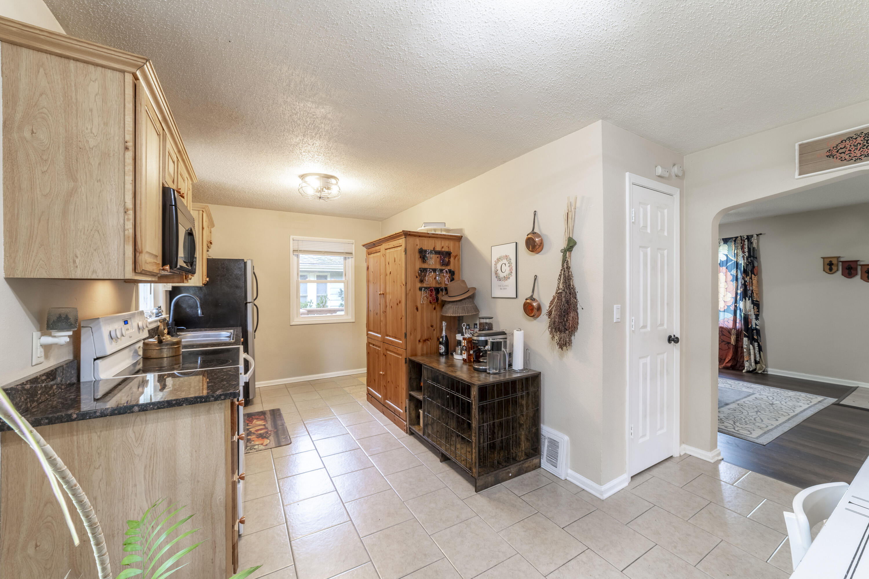 1148 Lavette Avenue Property Photo 12
