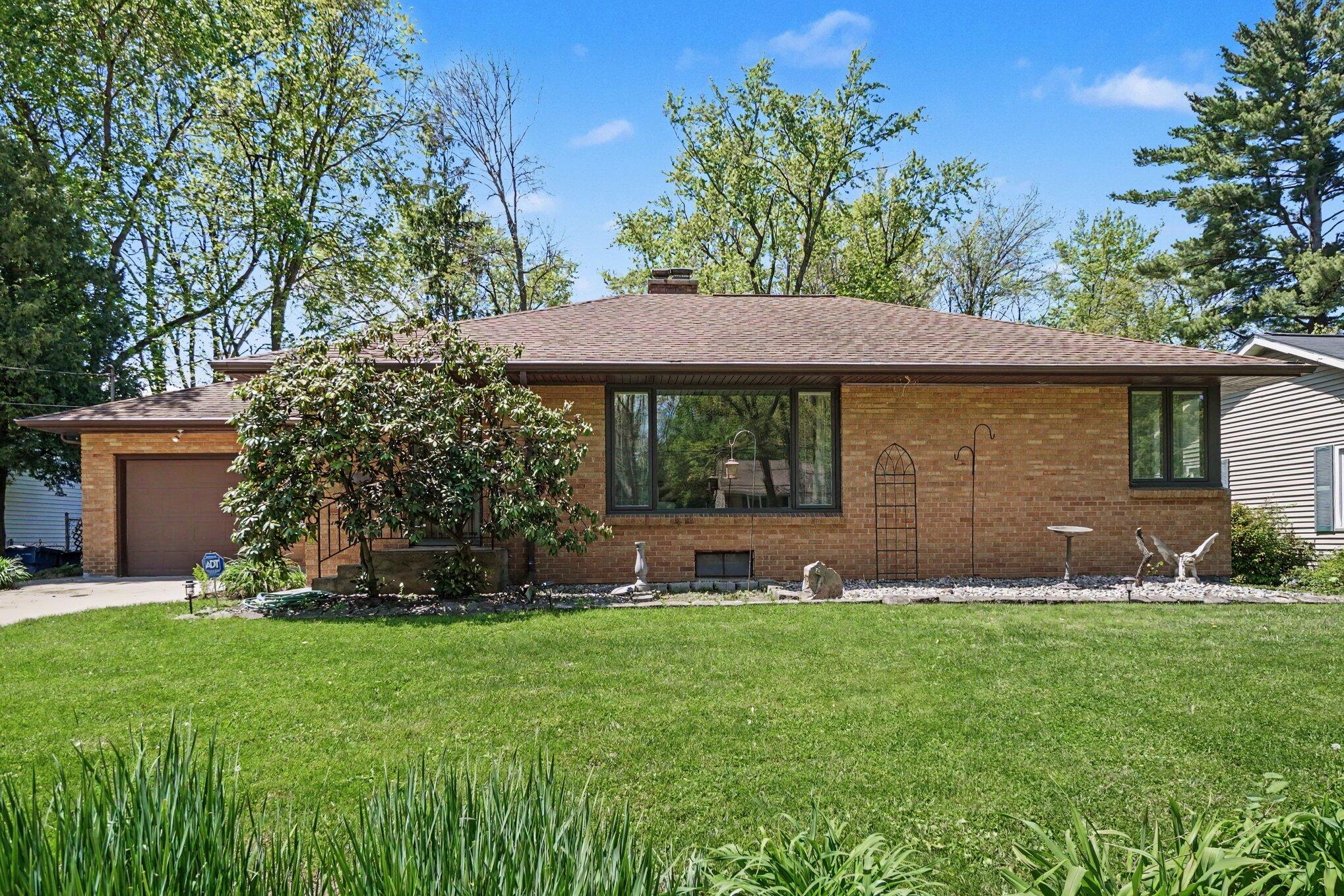 601 Jenks Boulevard Property Photo 2