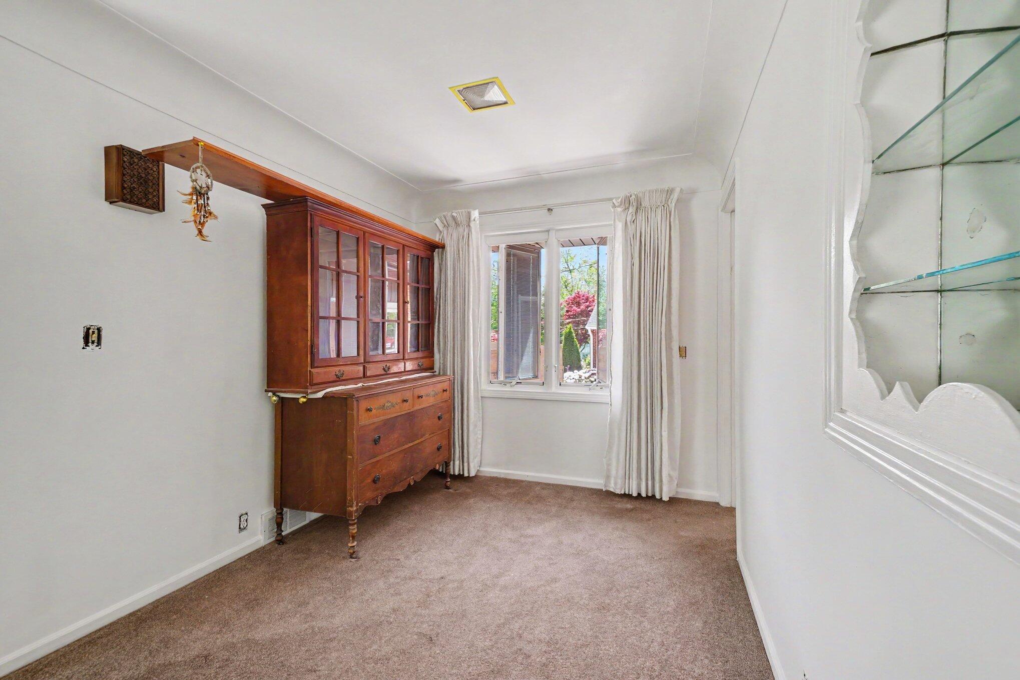 601 Jenks Boulevard Property Photo 5