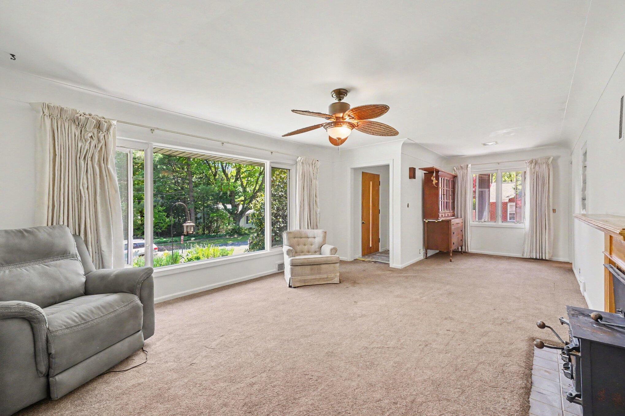 601 Jenks Boulevard Property Photo 6