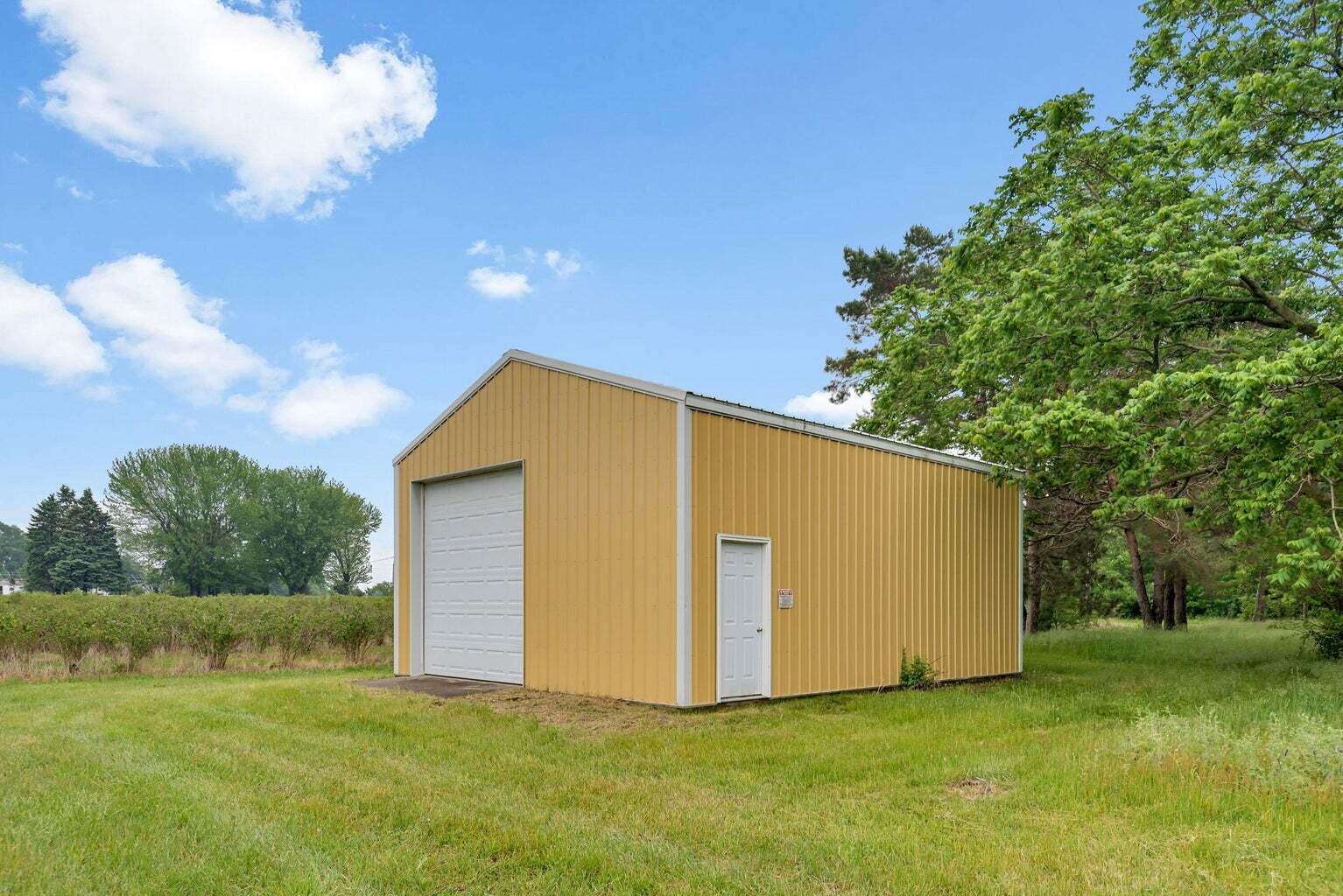 2031 Lynch Road Property Photo 6