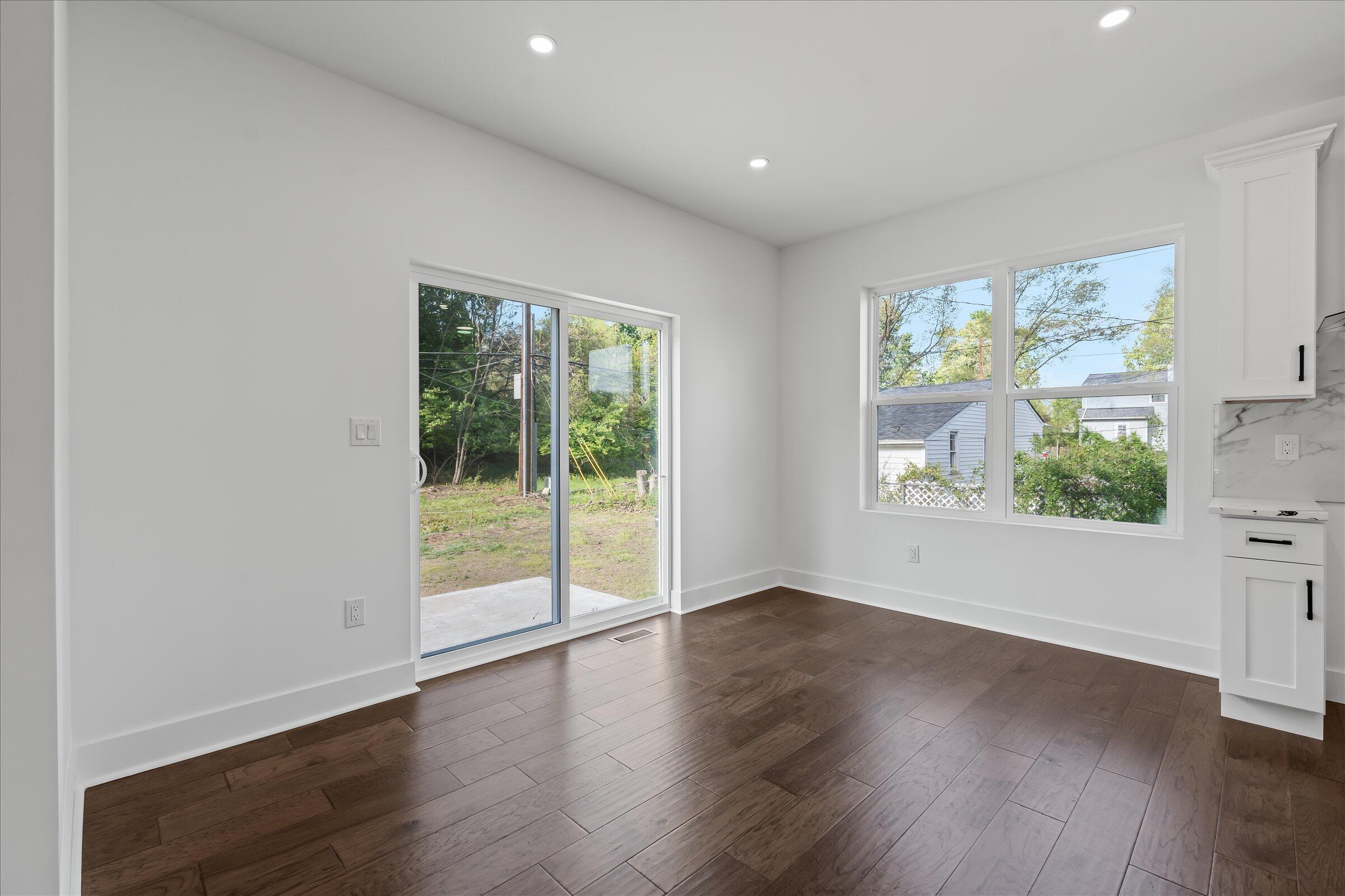 35635 Joy Road Property Photo 11