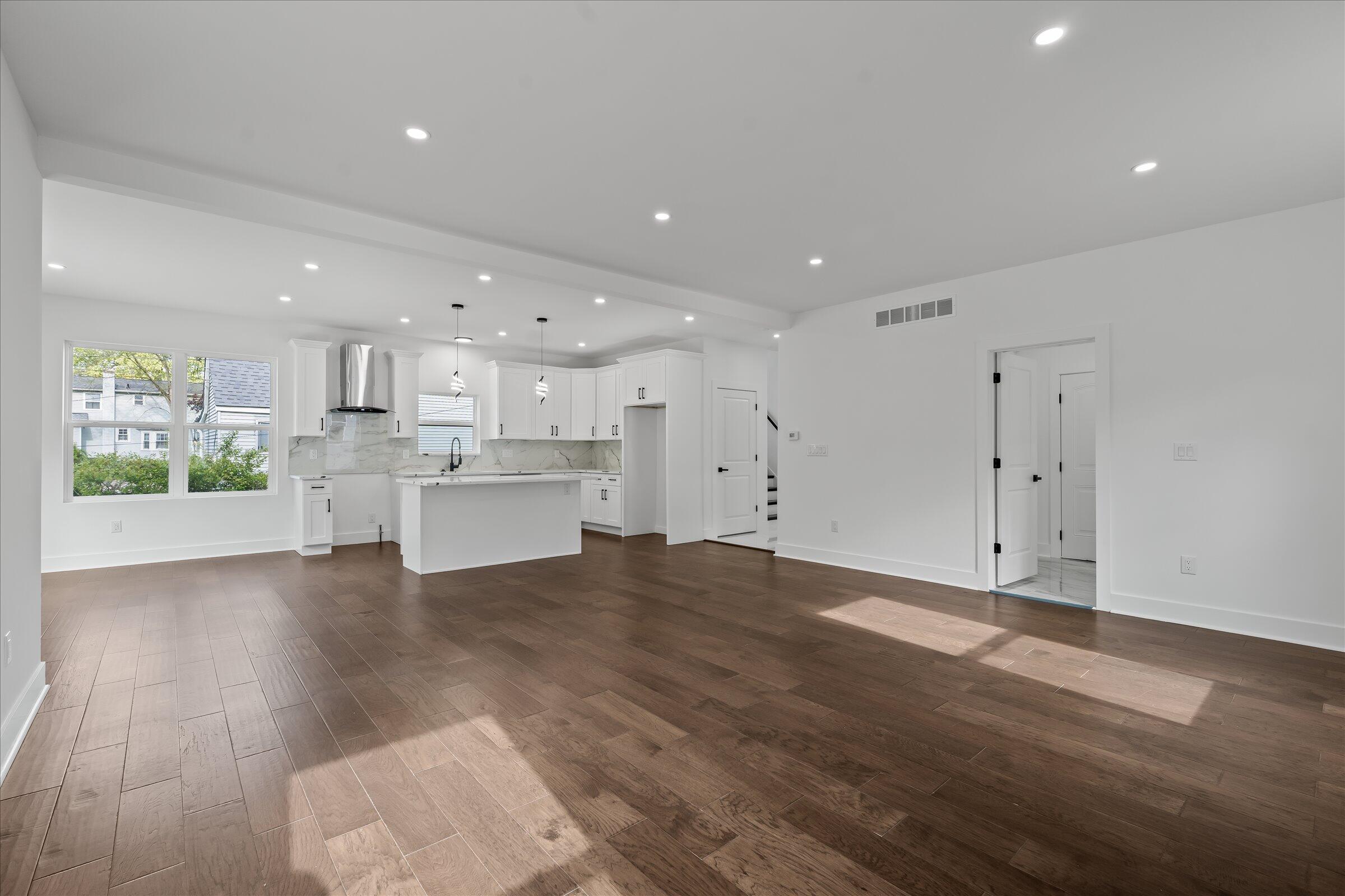 35635 Joy Road Property Photo 20