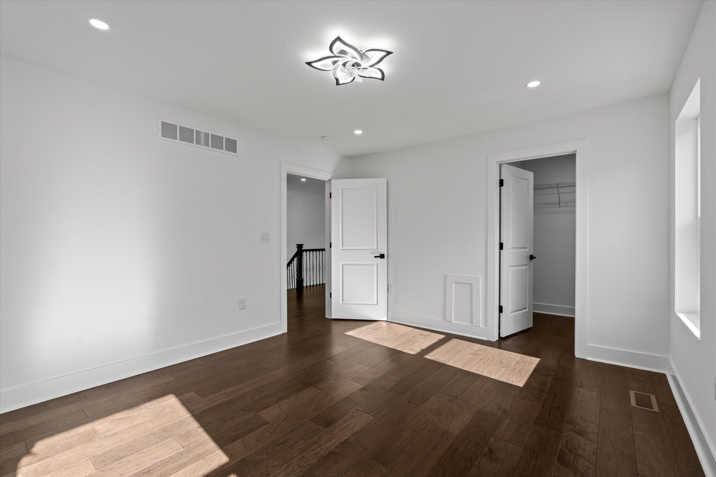 35635 Joy Road Property Photo 26