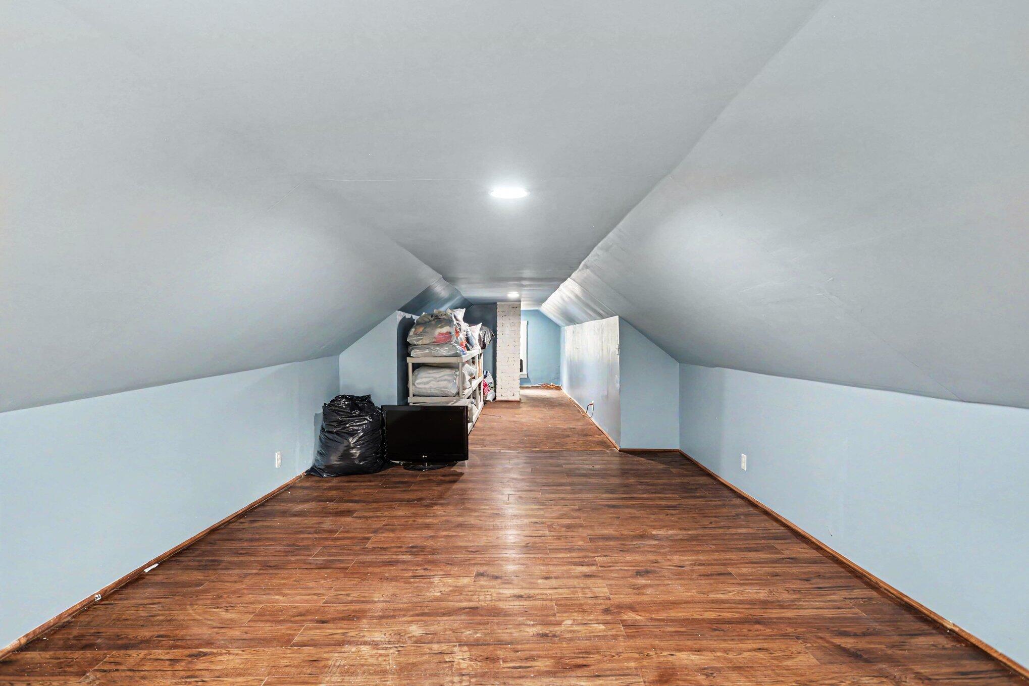 31 E Kingman Avenue E Property Photo 13