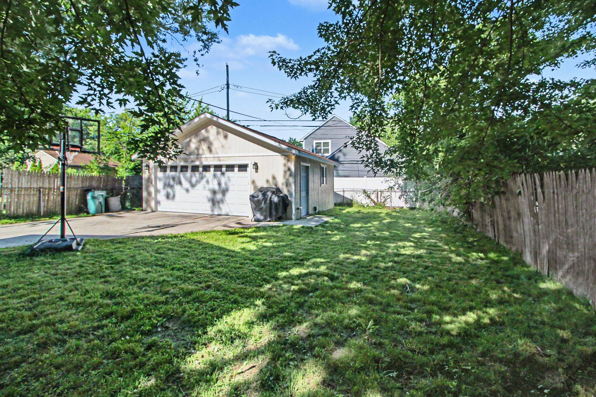 3971 Thomas Avenue Property Photo 22