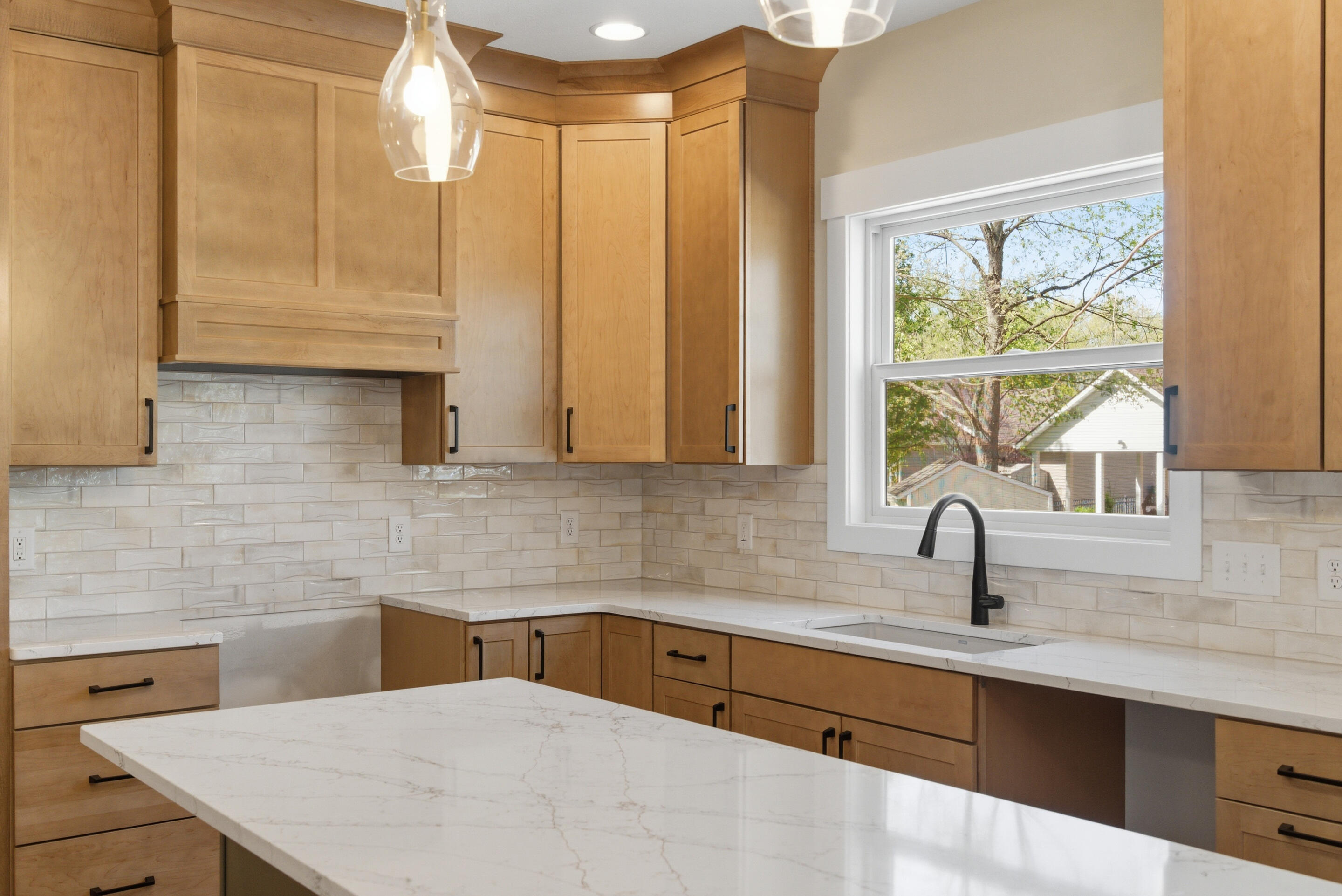 9933 Honey Creek Trail Property Photo 15
