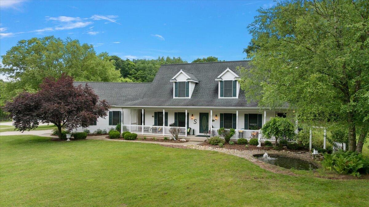 8236 Alpine Avenue Nw Property Photo 5