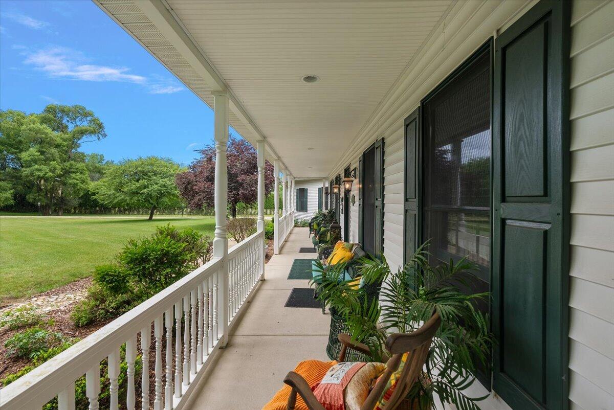 8236 Alpine Avenue Nw Property Photo 11