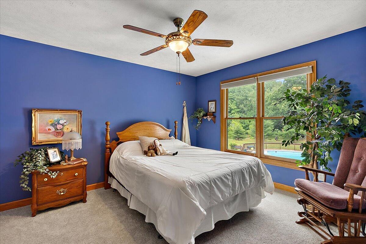 8236 Alpine Avenue Nw Property Photo 47