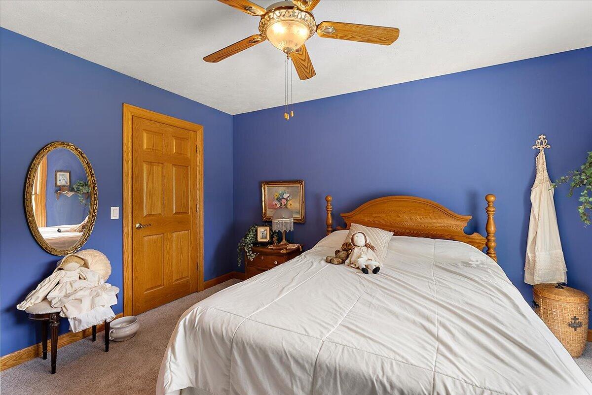 8236 Alpine Avenue Nw Property Photo 49