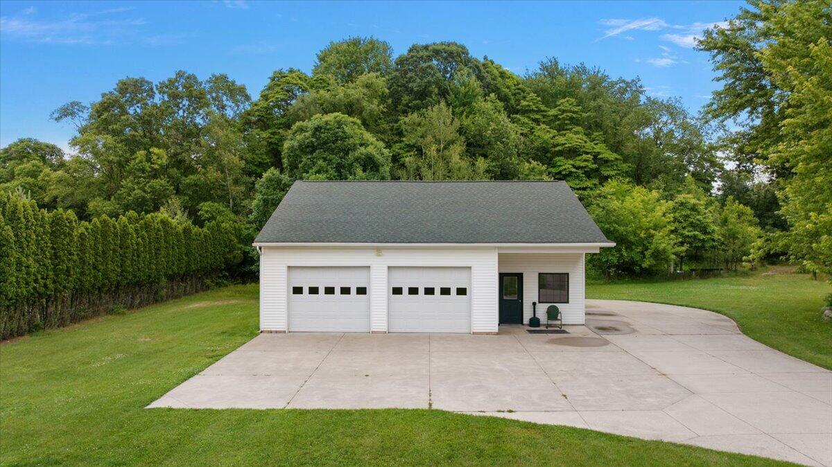 8236 Alpine Avenue Nw Property Photo 68