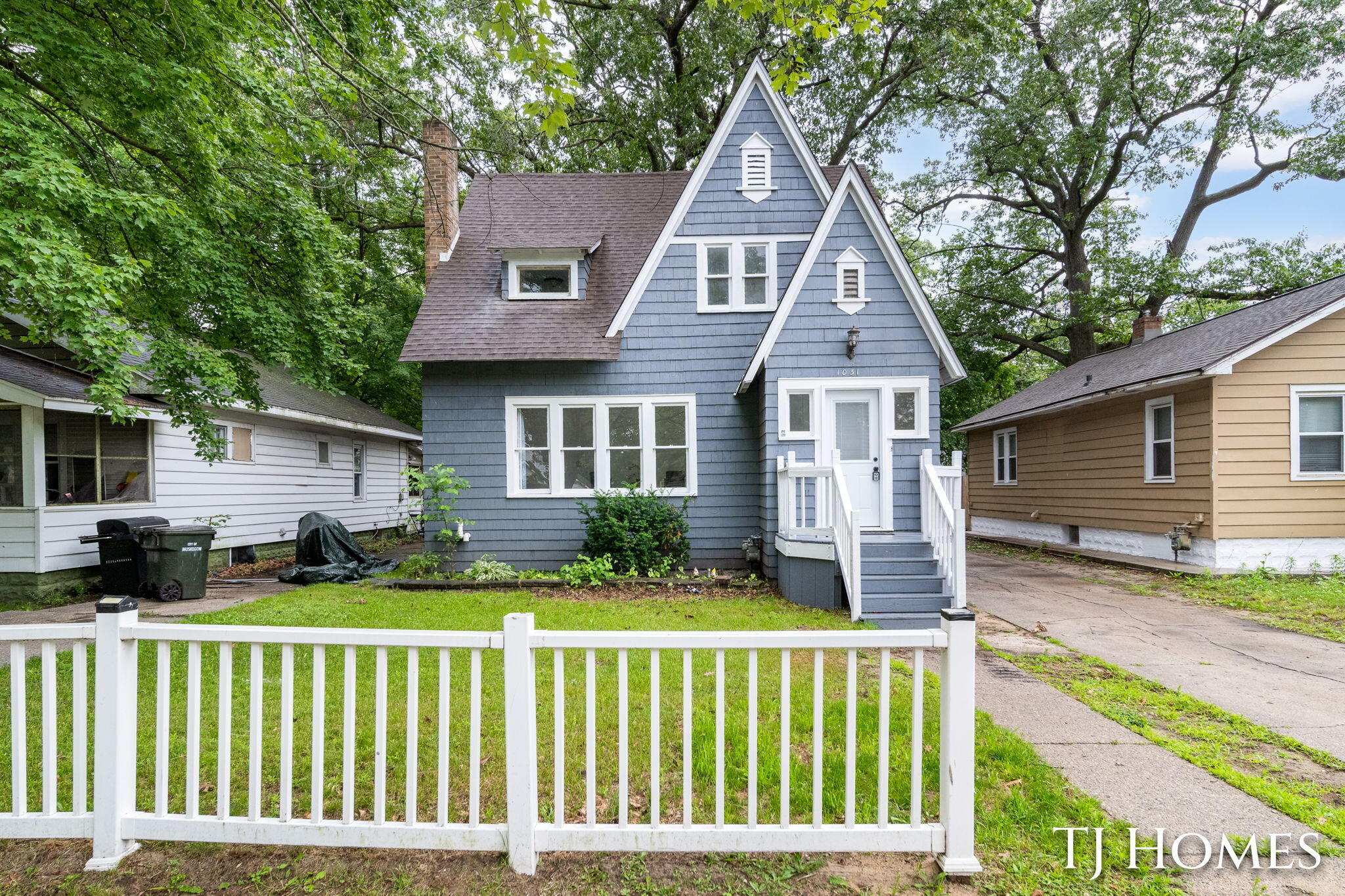 1031 Ada Avenue Property Photo 1