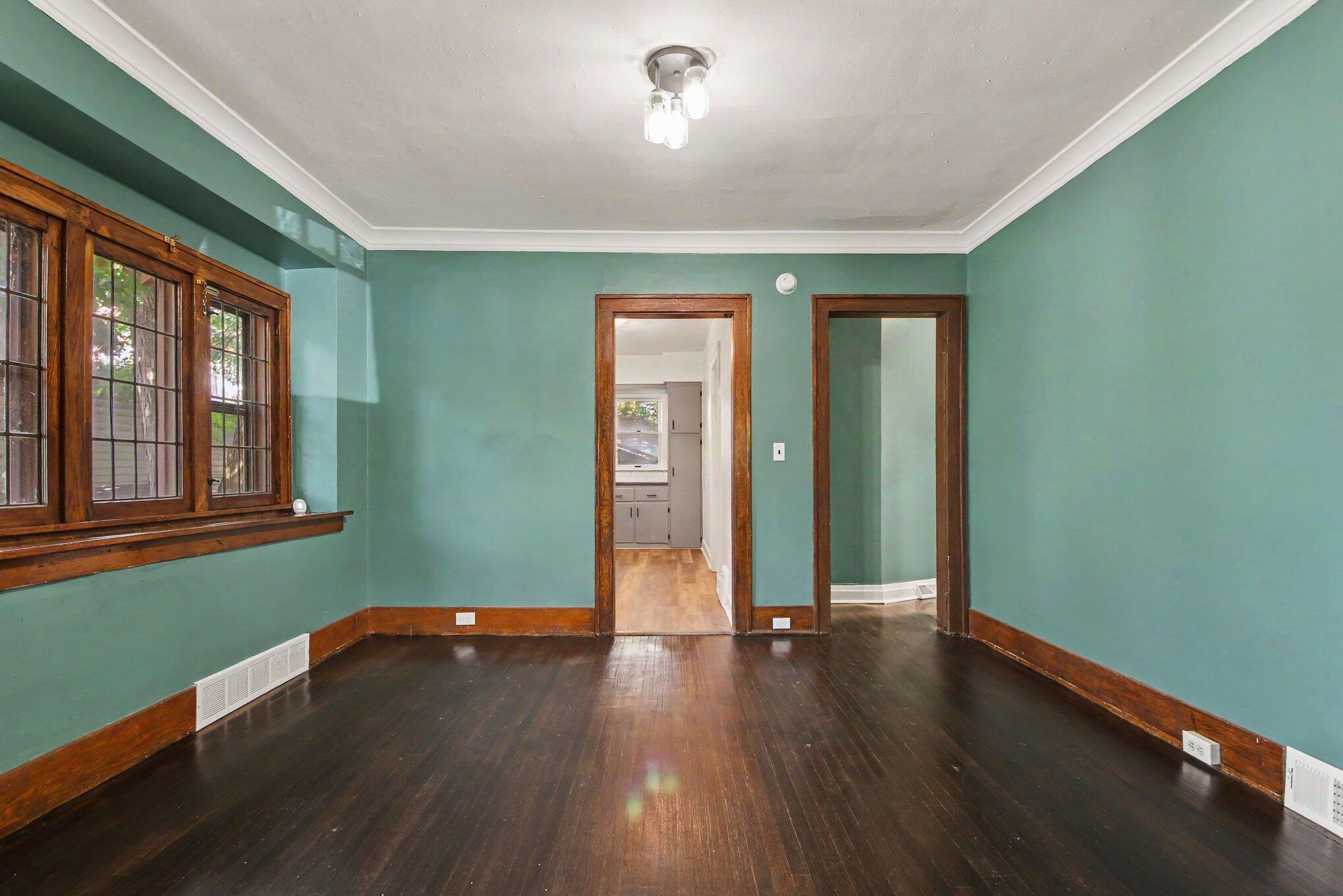 1810 Lafayette Avenue Se Property Photo 5