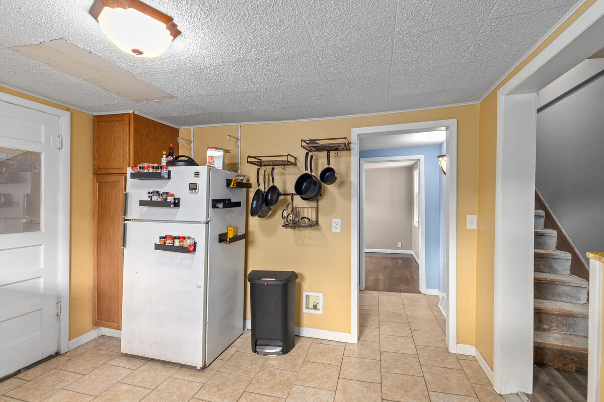 8938 Gibson Avenue Property Photo 10