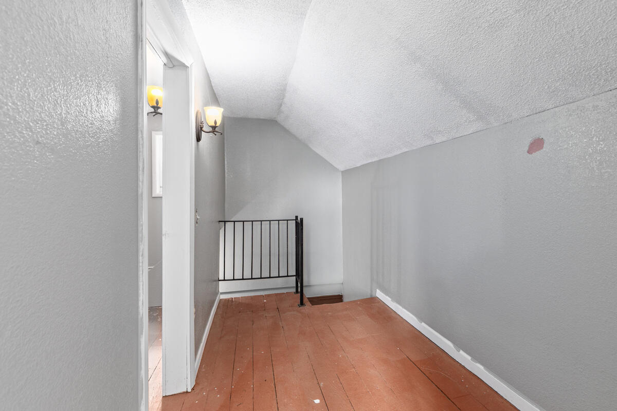8938 Gibson Avenue Property Photo 14