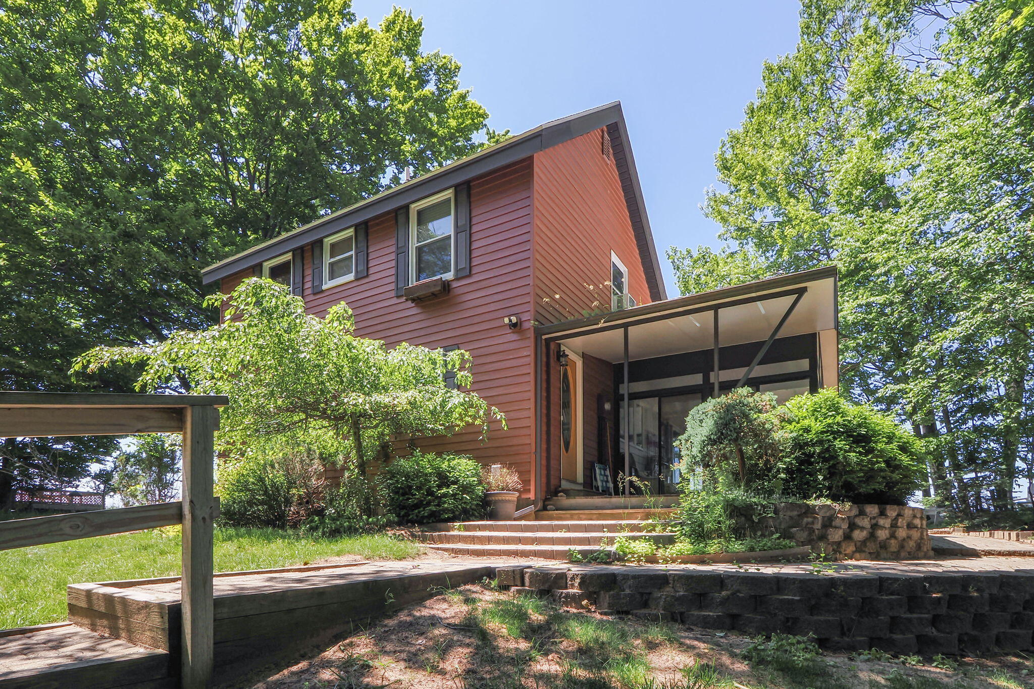 4616 W Fox Farm Road Property Photo 1