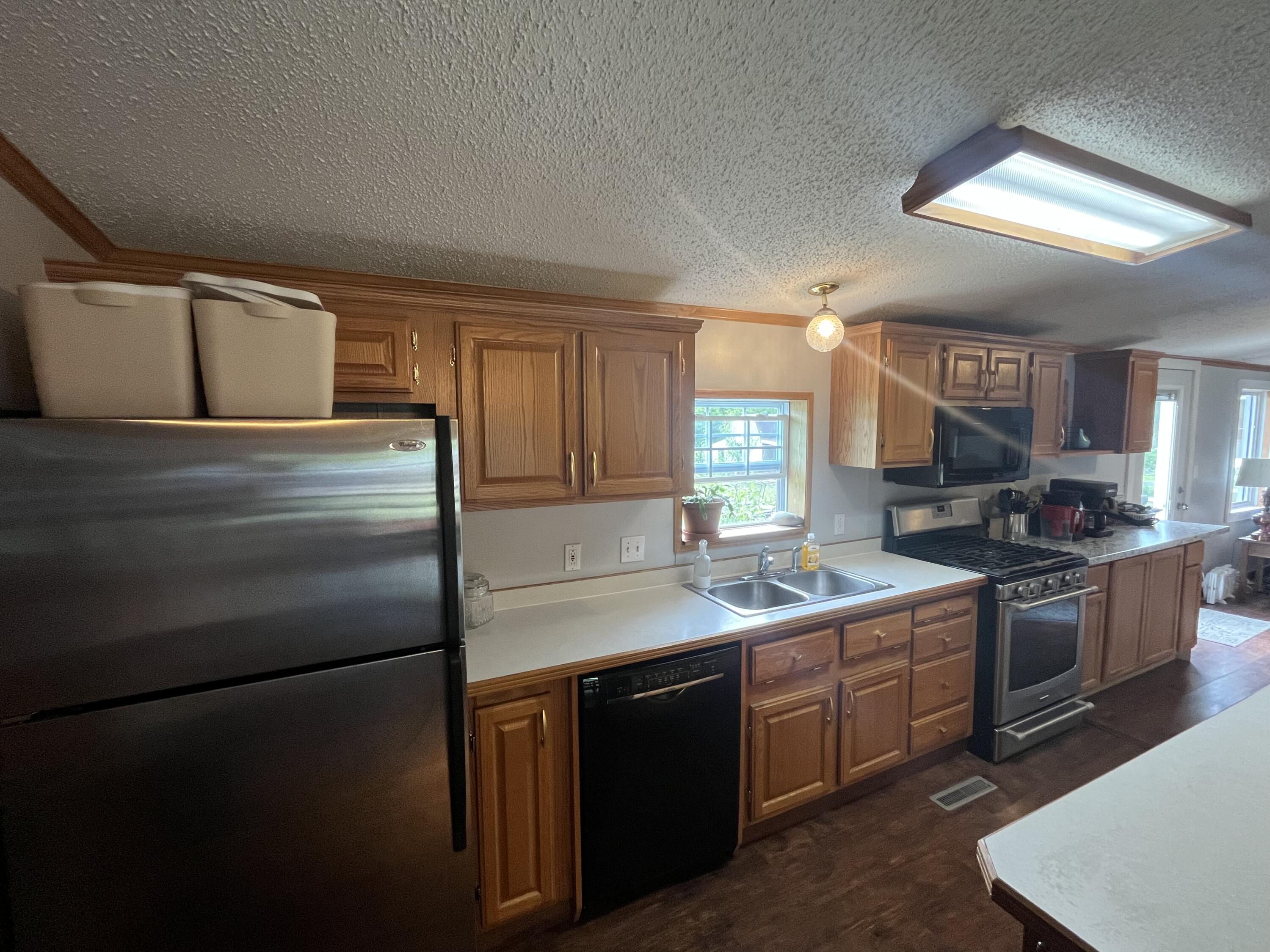 1172 N Greenville Road Property Photo 7
