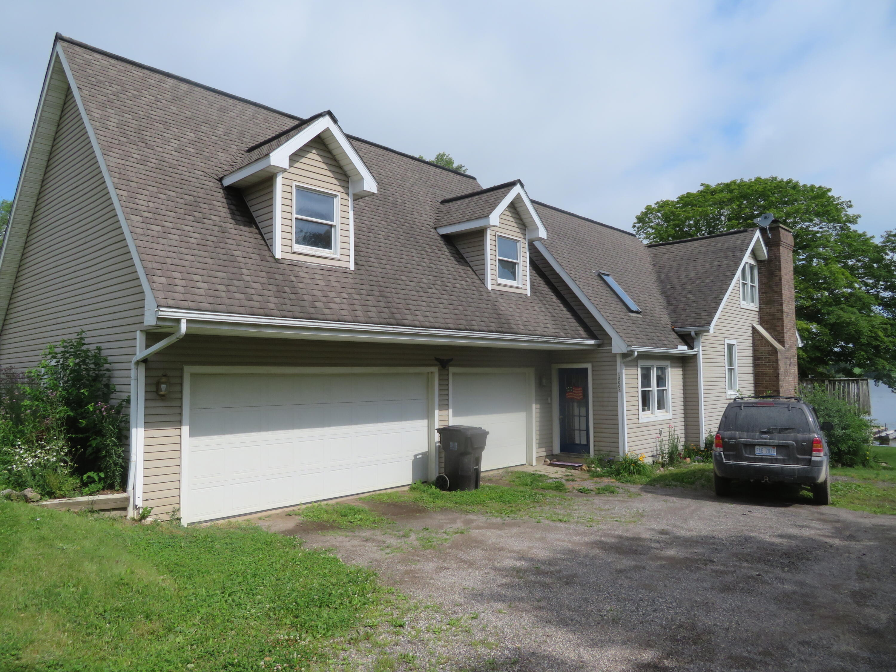 12004 Elmdale Drive Property Photo 2