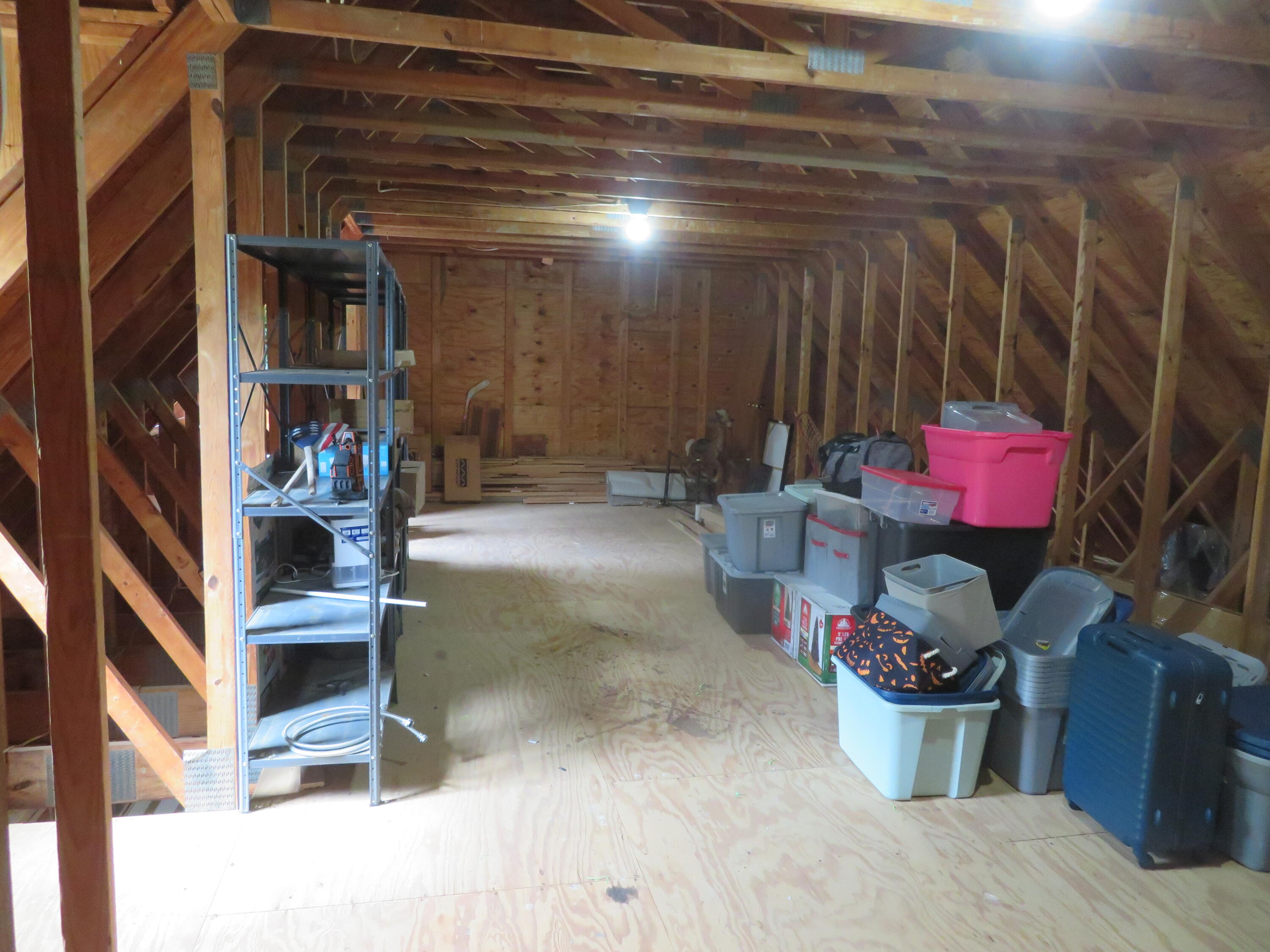 12004 Elmdale Drive Property Photo 15