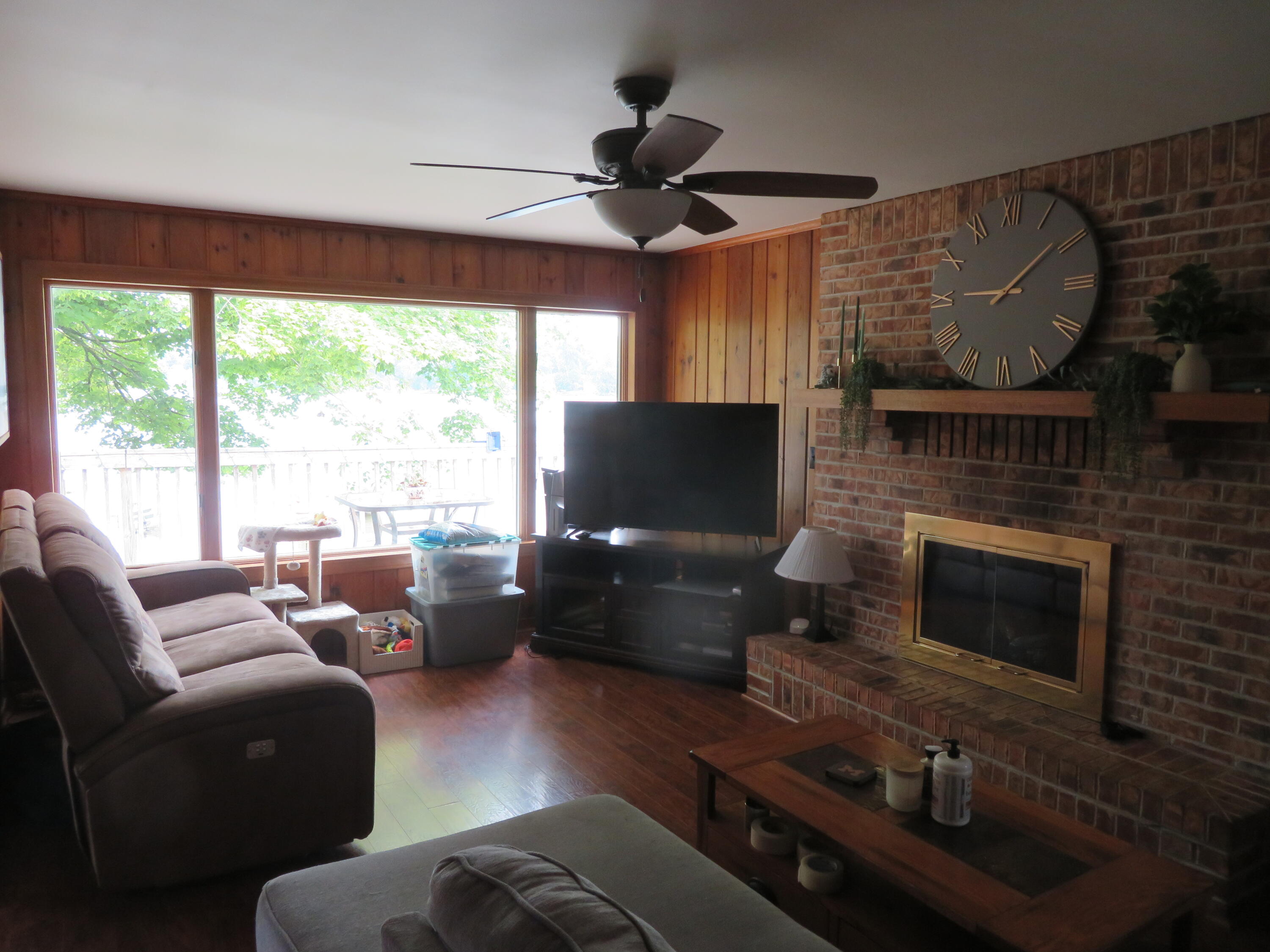 12004 Elmdale Drive Property Photo 17