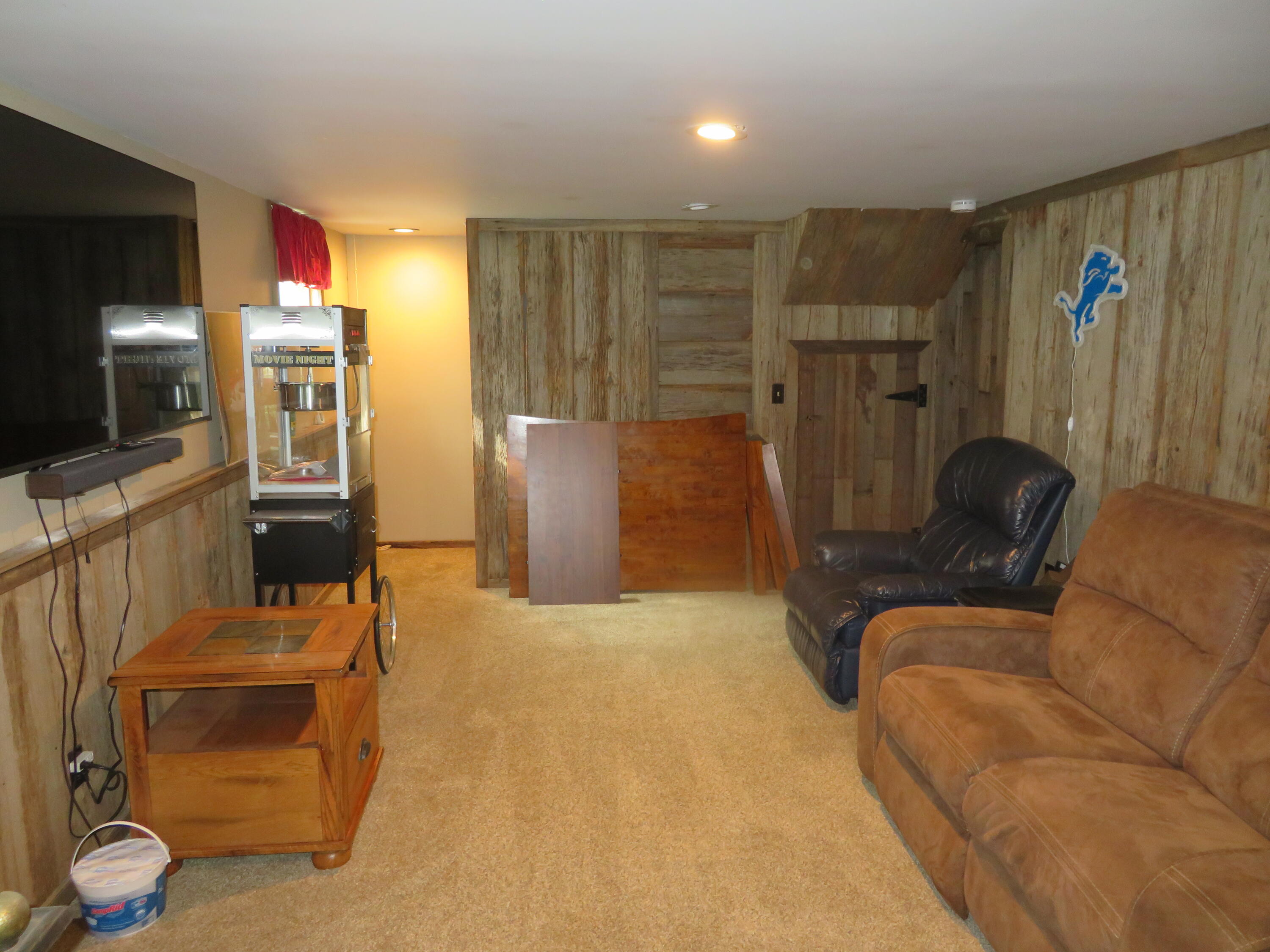 12004 Elmdale Drive Property Photo 27
