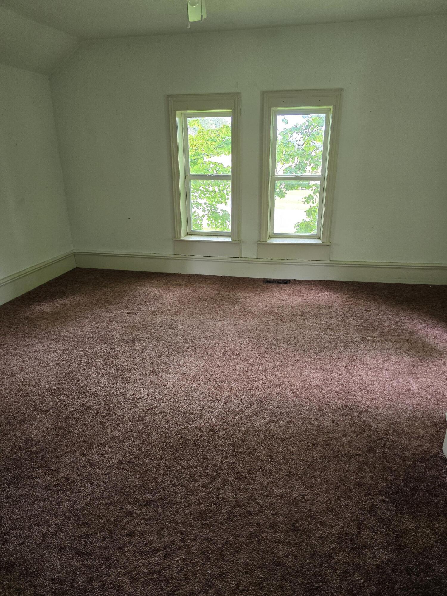 8733 S Cochran Avenue Property Photo 13