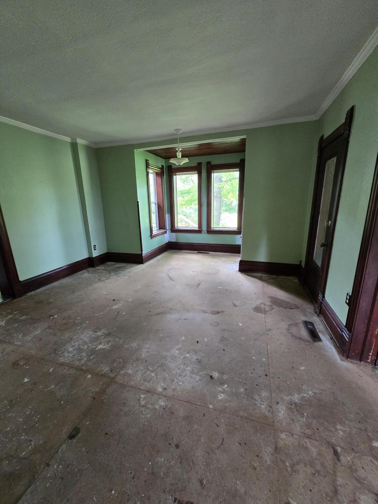8733 S Cochran Avenue Property Photo 19