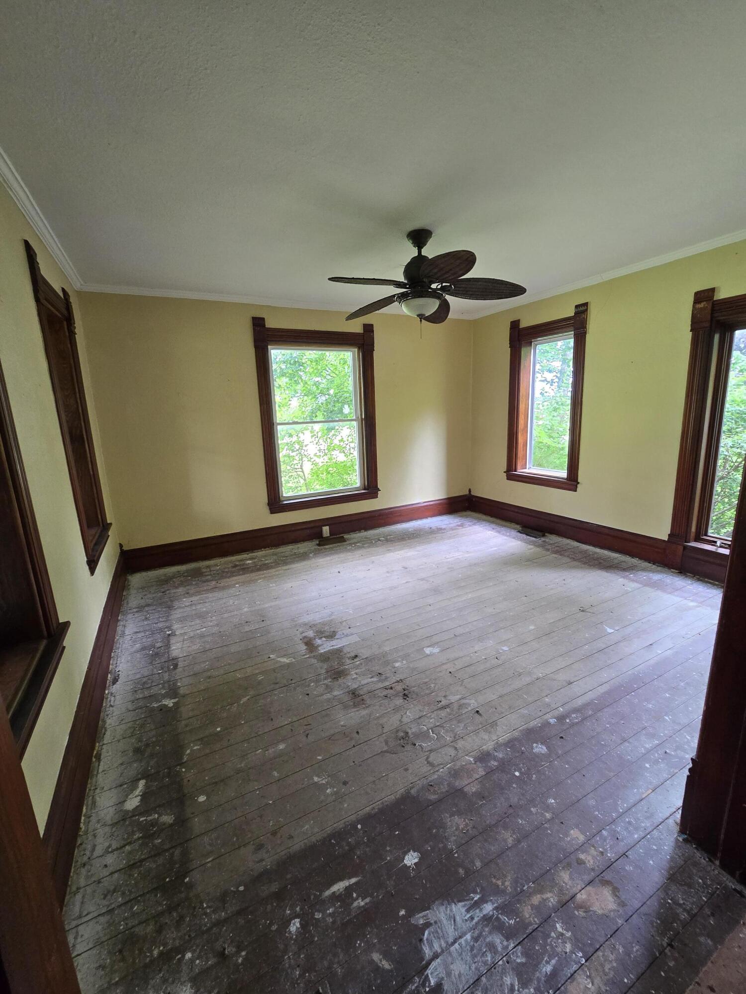 8733 S Cochran Avenue Property Photo 22