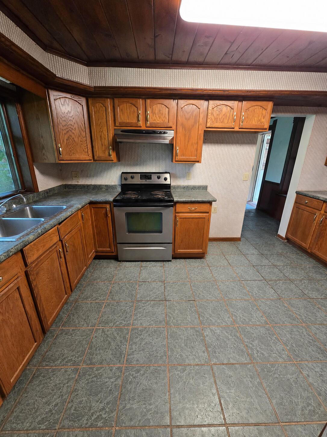 8733 S Cochran Avenue Property Photo 29