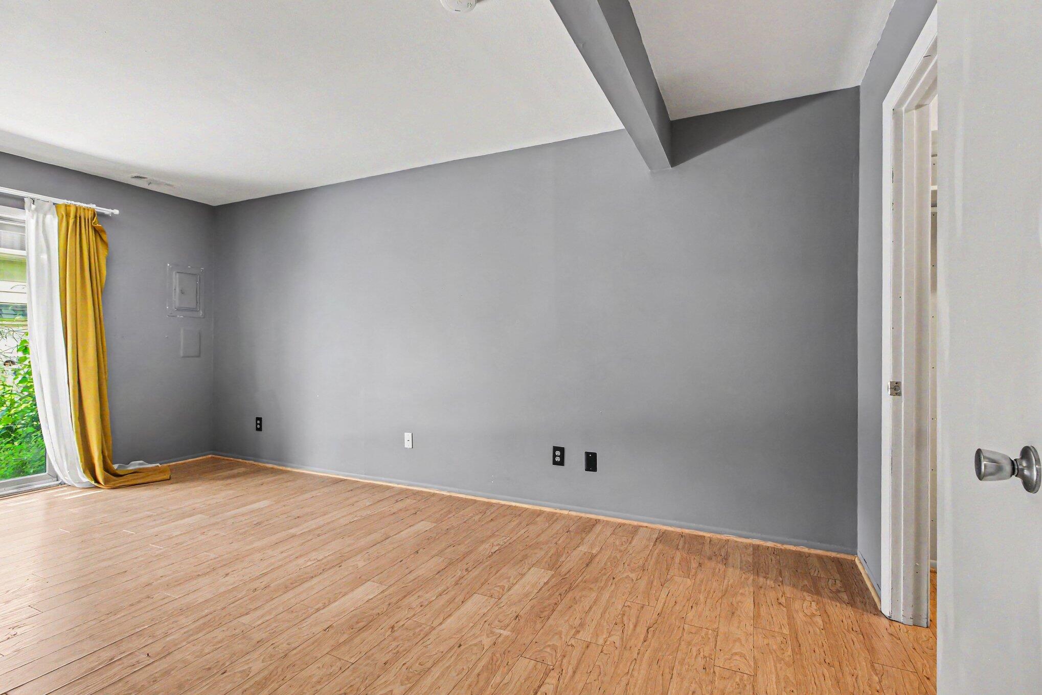 761 Skynob Drive Property Photo 16