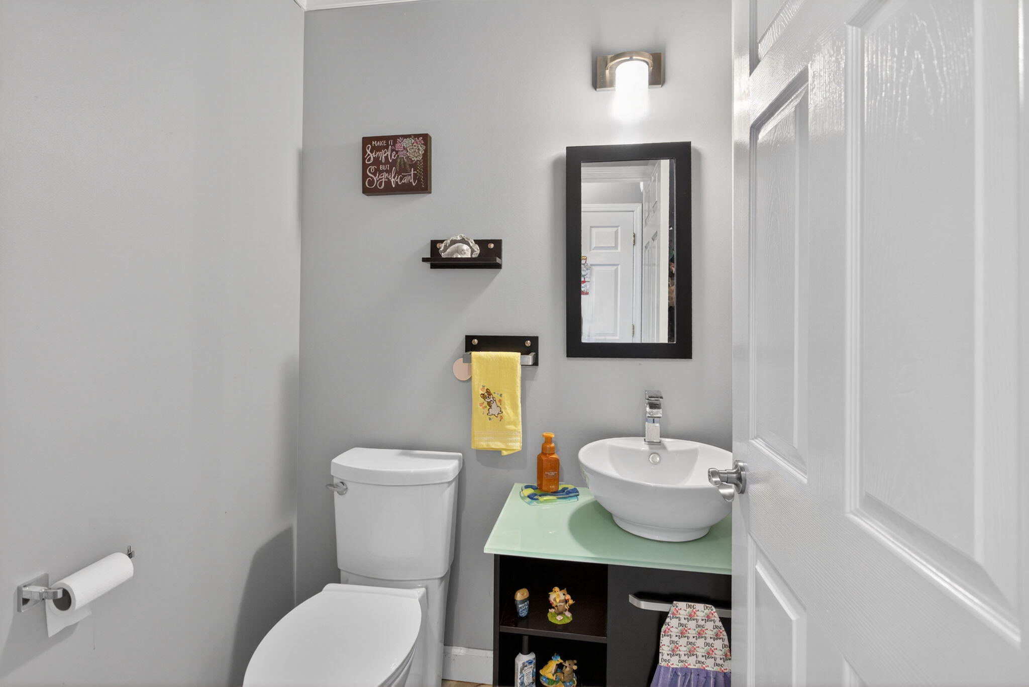 7448 Reed Road Property Photo 14