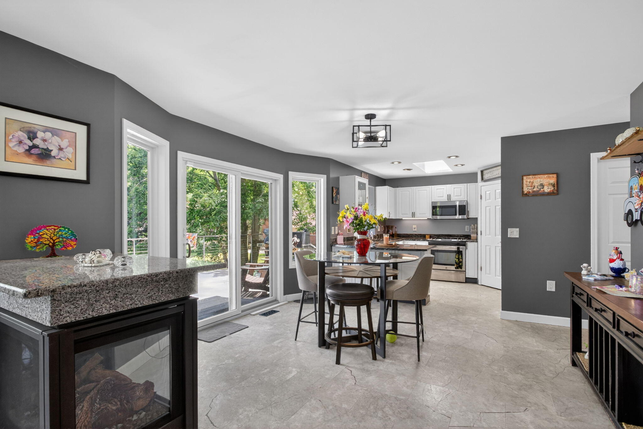 7448 Reed Road Property Photo 21