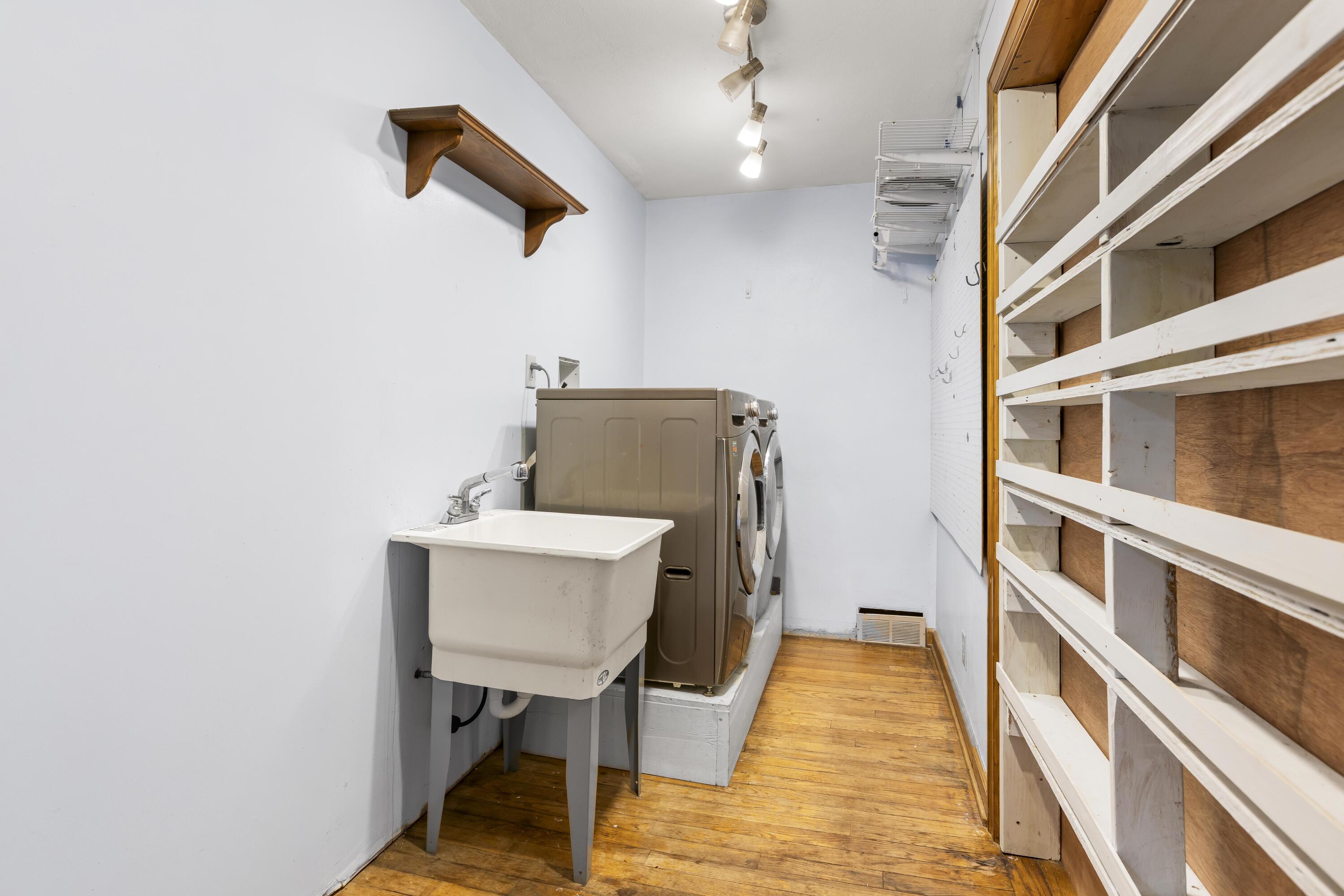 55 N 20th Street Property Photo 8