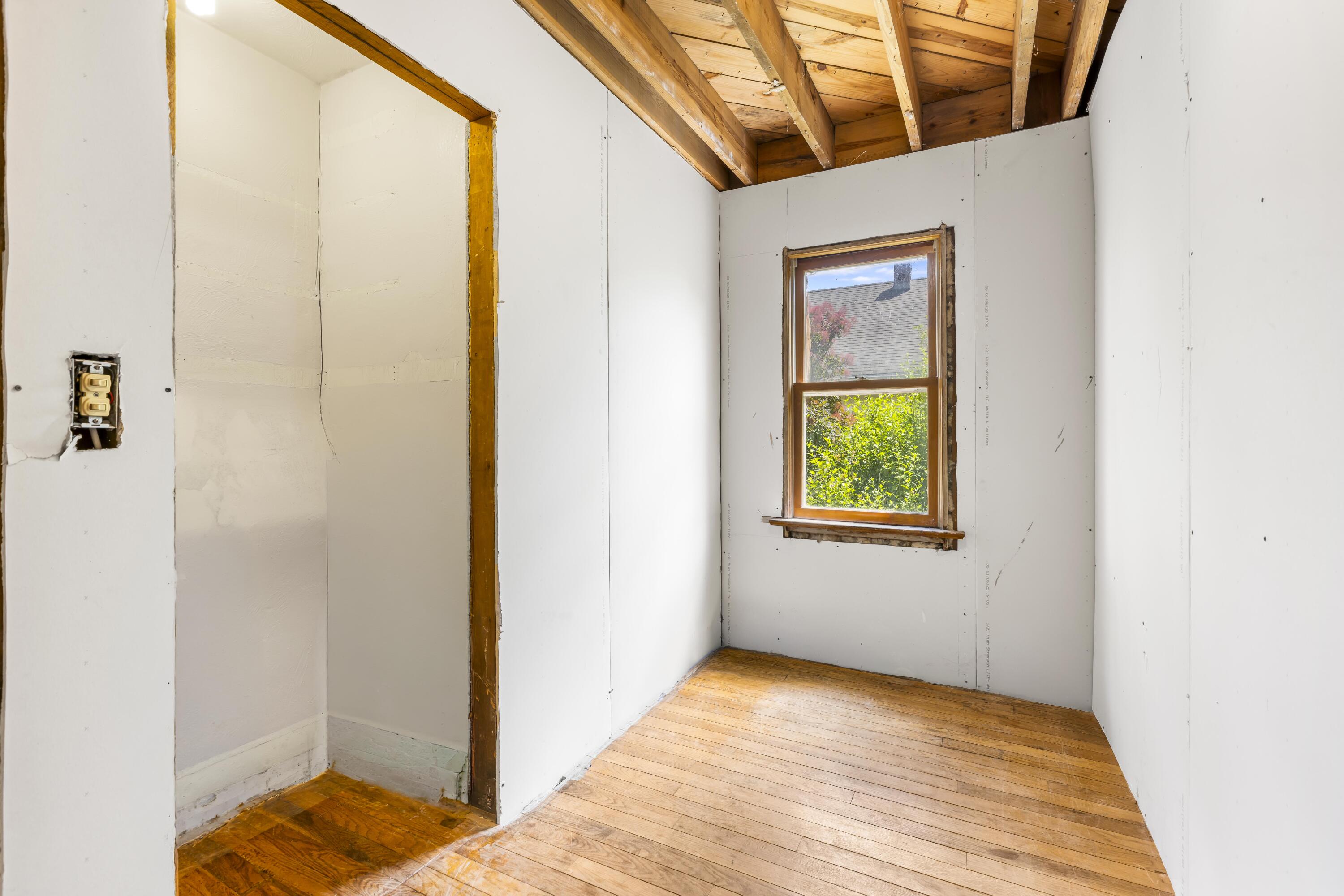 55 N 20th Street Property Photo 11