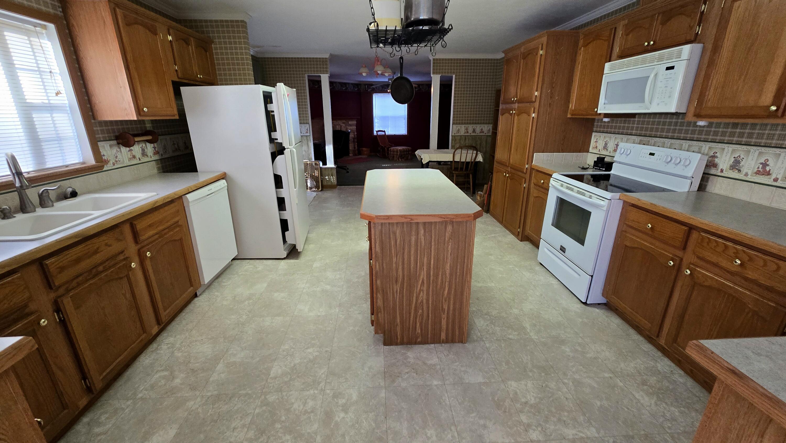 3417 M-67 Property Photo 8