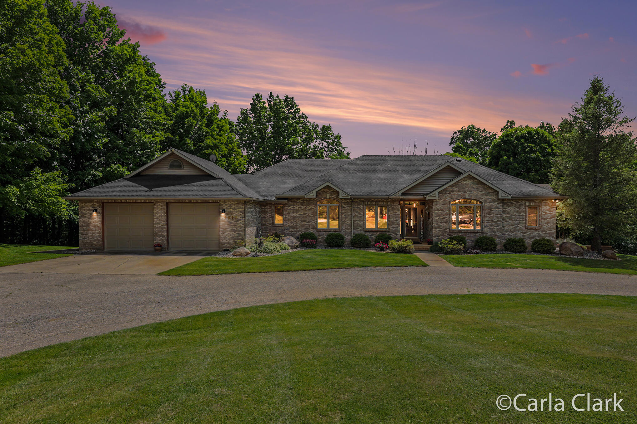 9899 Twelve Point Drive Ne Property Photo 1