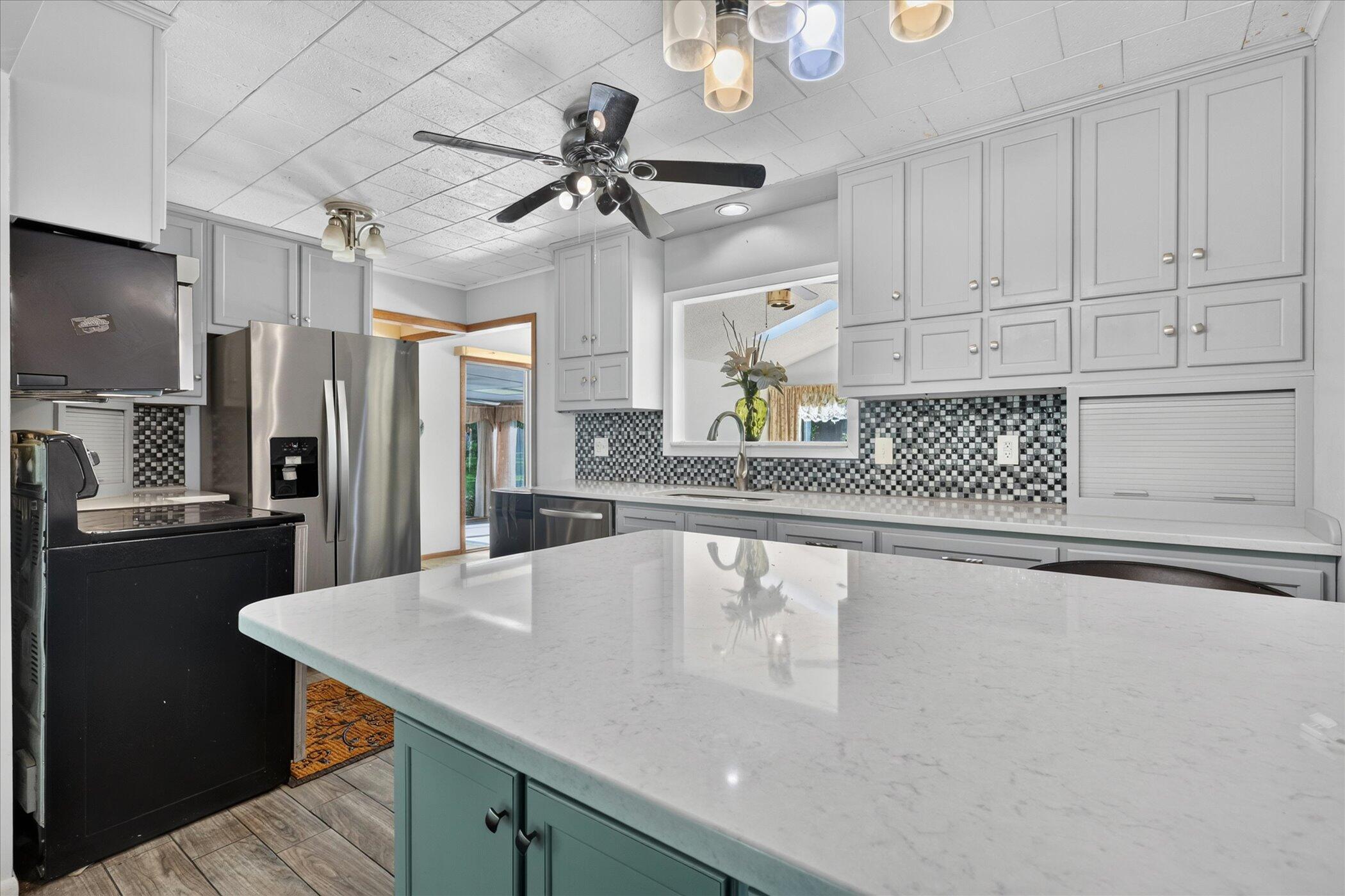 1051 Sylvan Road Property Photo 12