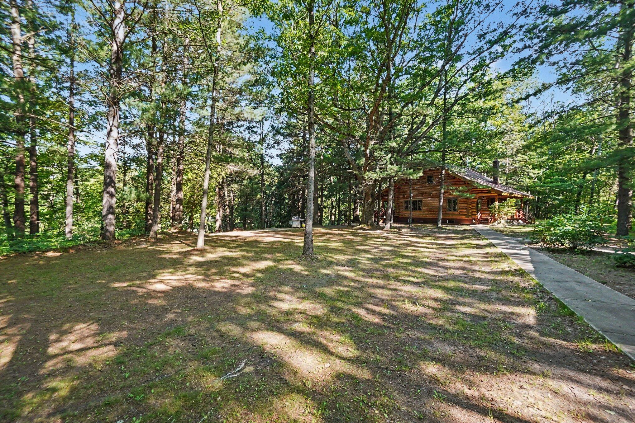 1091 N River Trail Property Photo 4