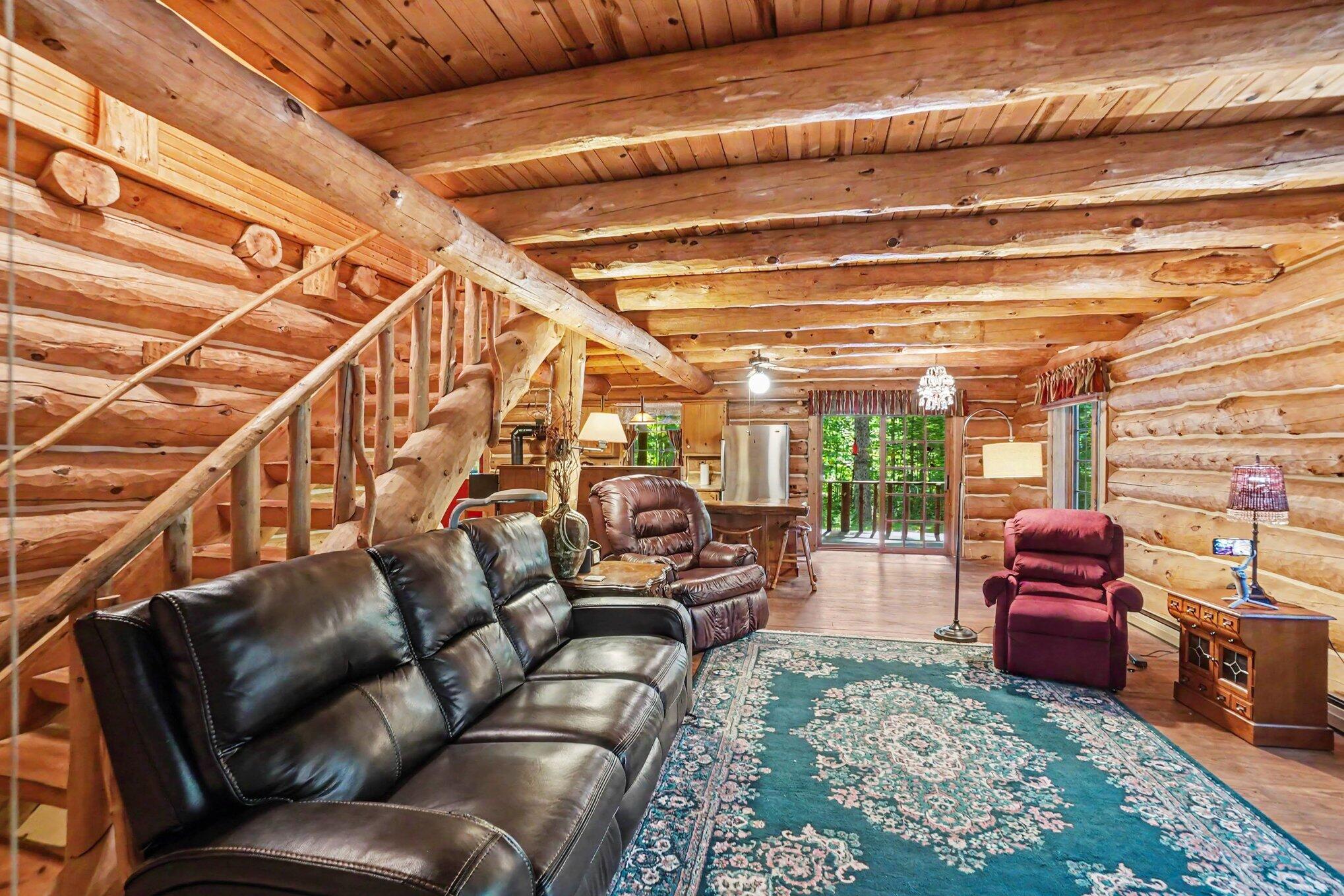1091 N River Trail Property Photo 9