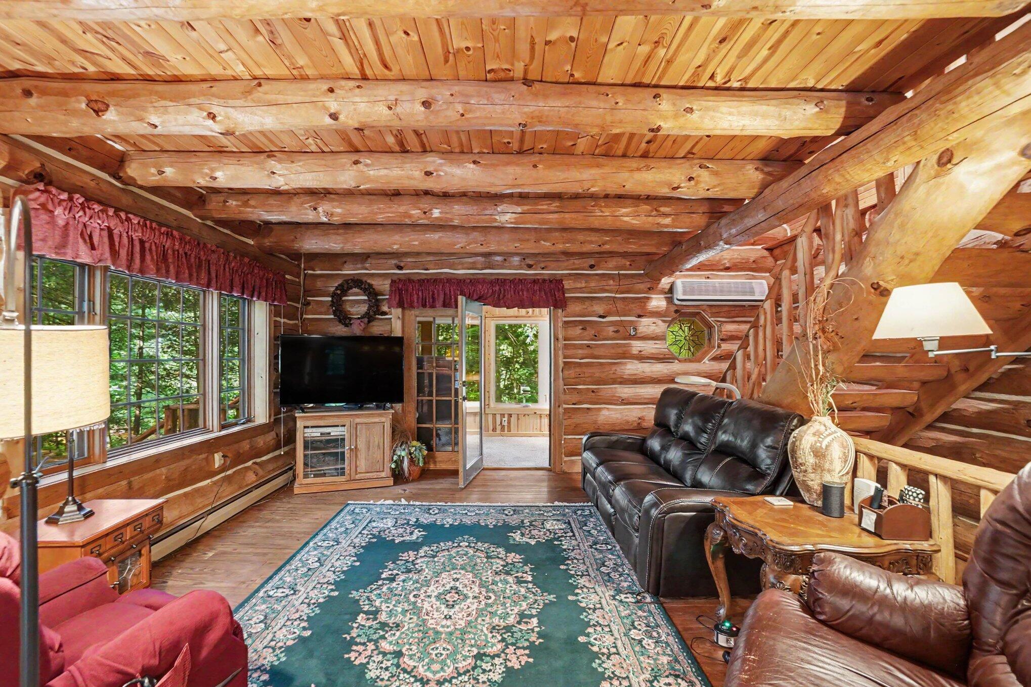 1091 N River Trail Property Photo 10